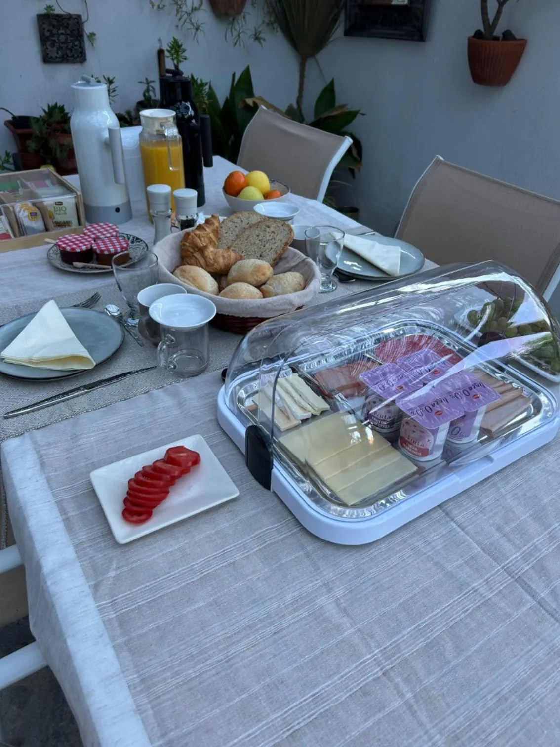 Breakfast in Casa La Nuez