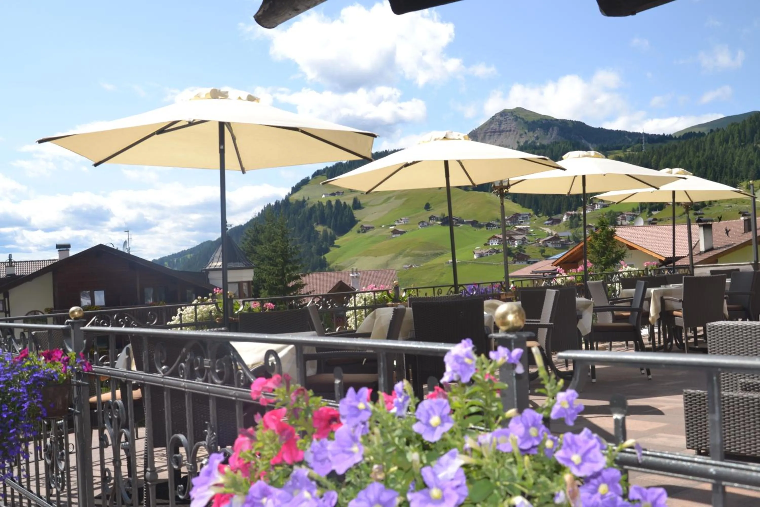 Mountain view in Hotel Scoiattolo