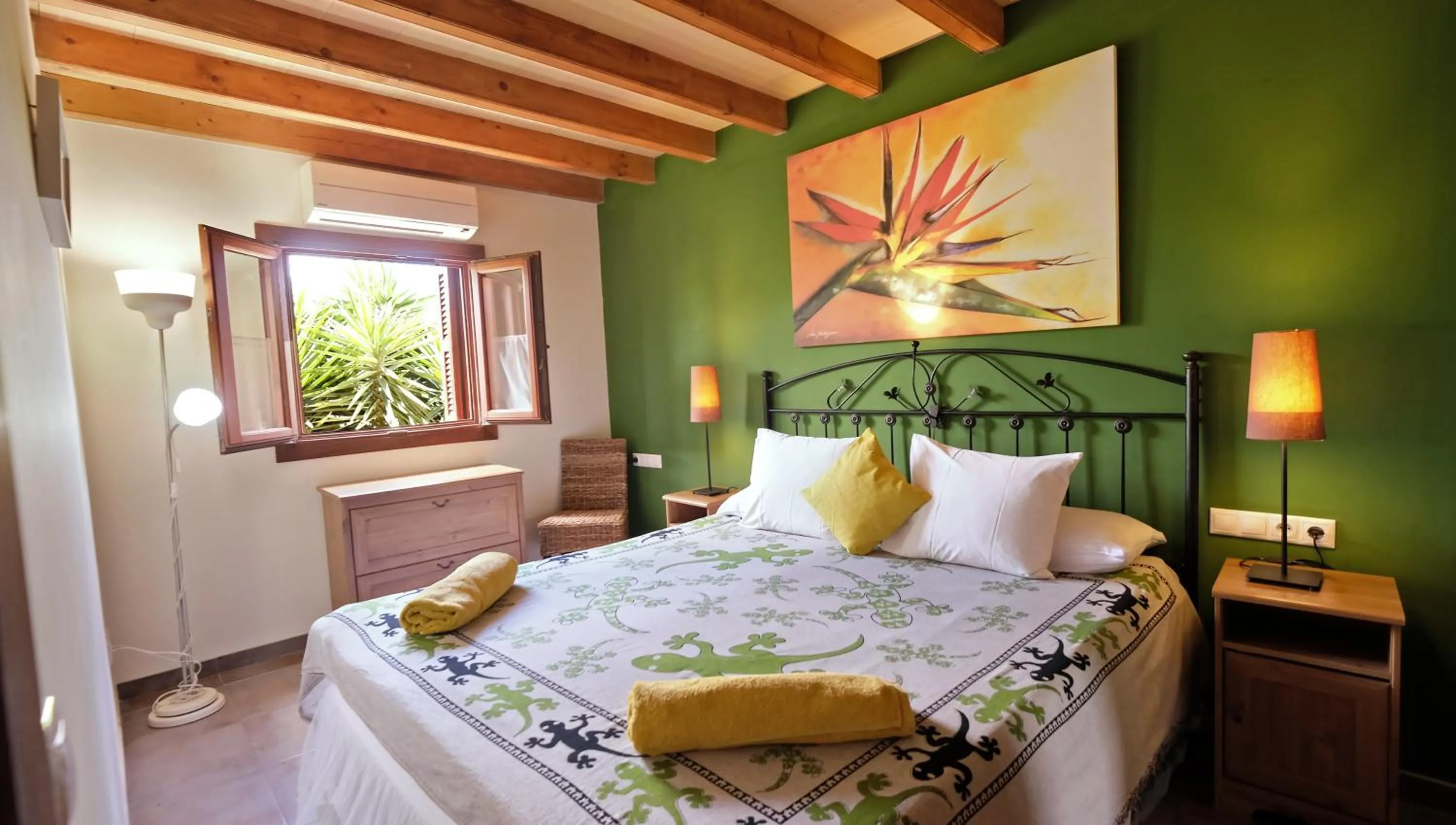 Bedroom in Villa Sampoli - Agroturismo Son Sampoli - Adults only