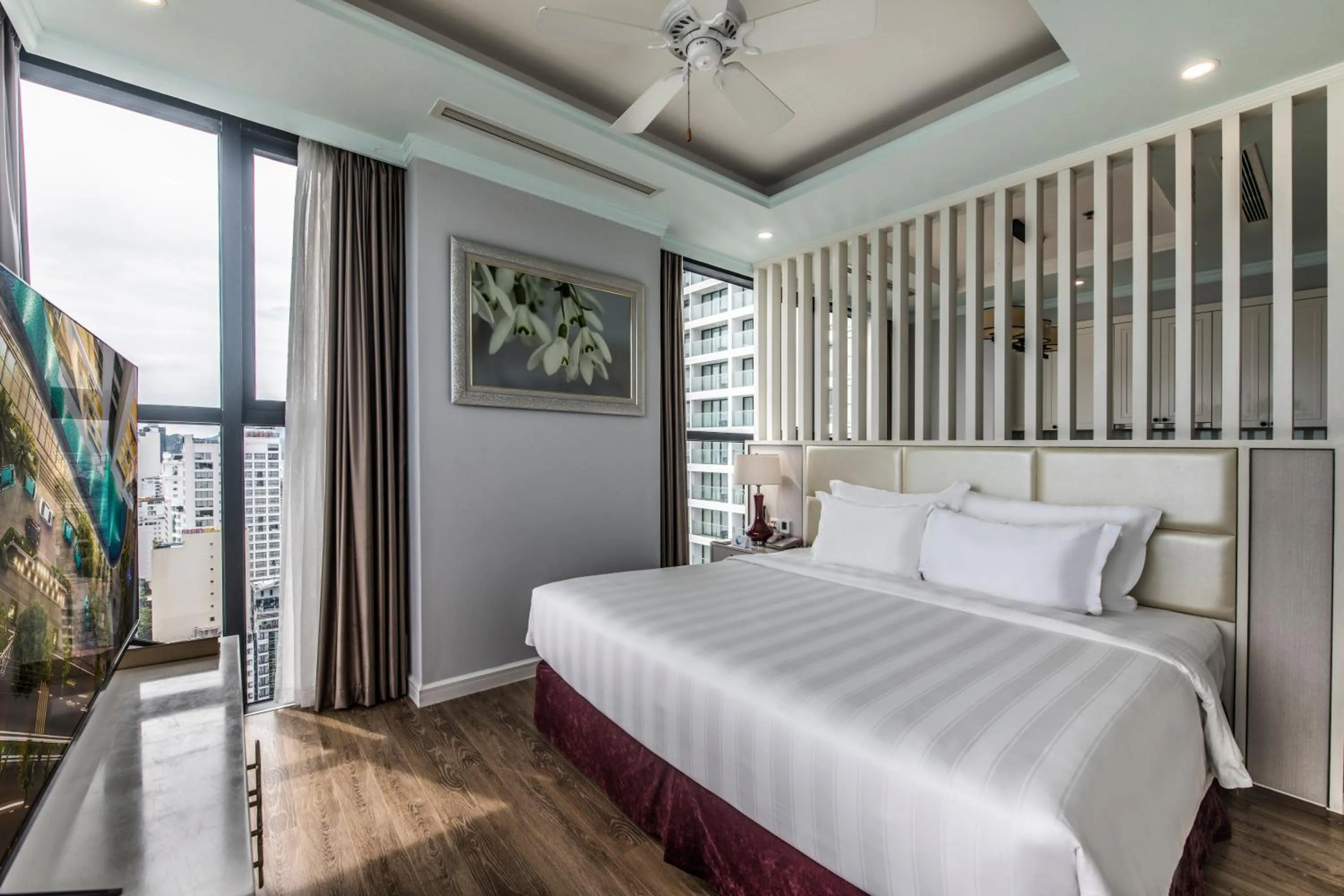 Bed in Vinpearl Beachfront Nha Trang