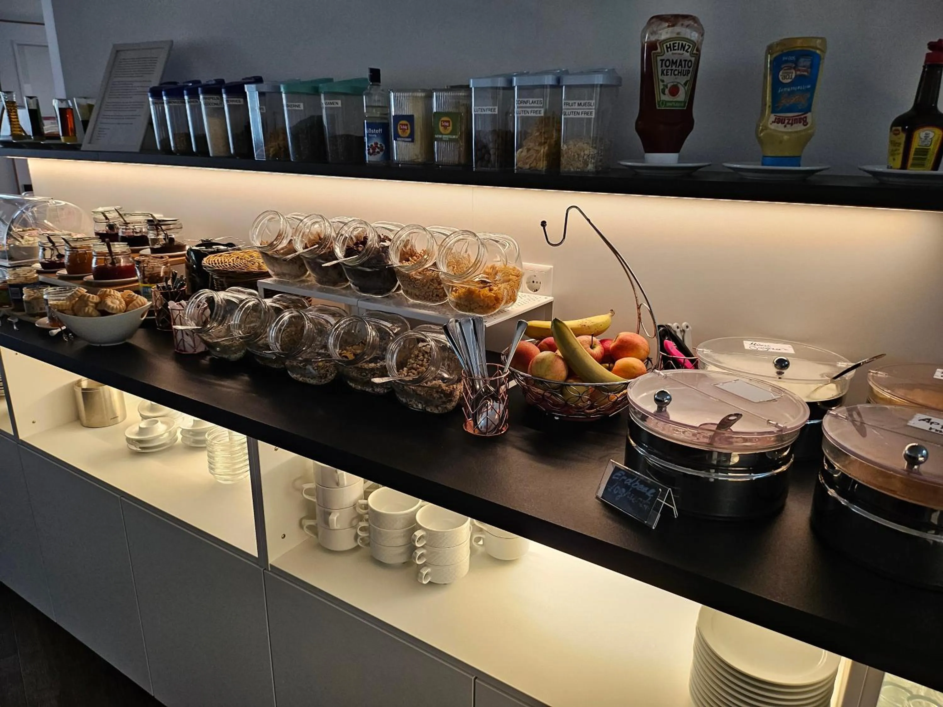 Food and drinks in Hotel Amber Altstadt