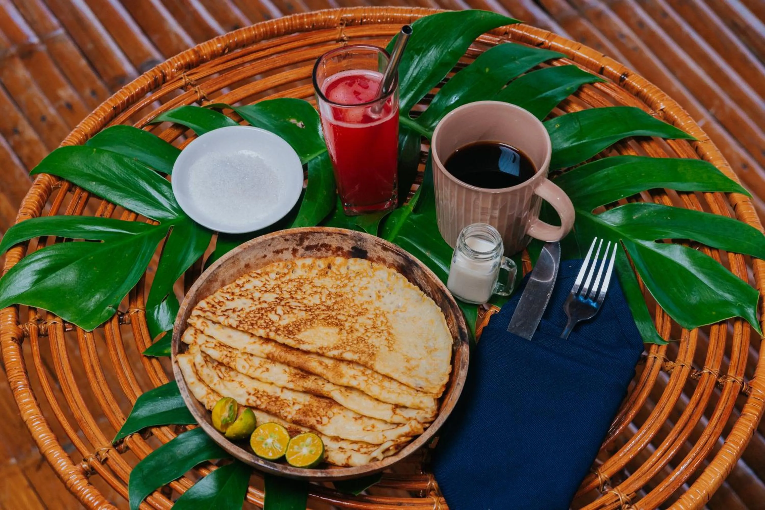 Food and drinks in Tongo Hill Cottages