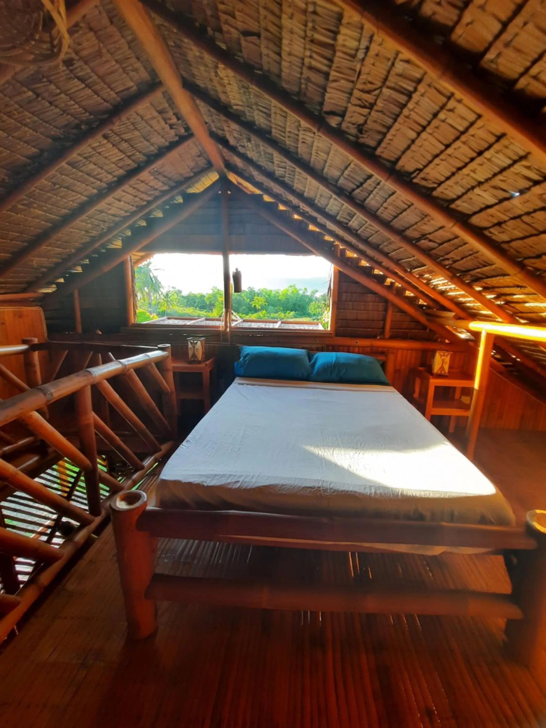 Bed in Tongo Hill Cottages