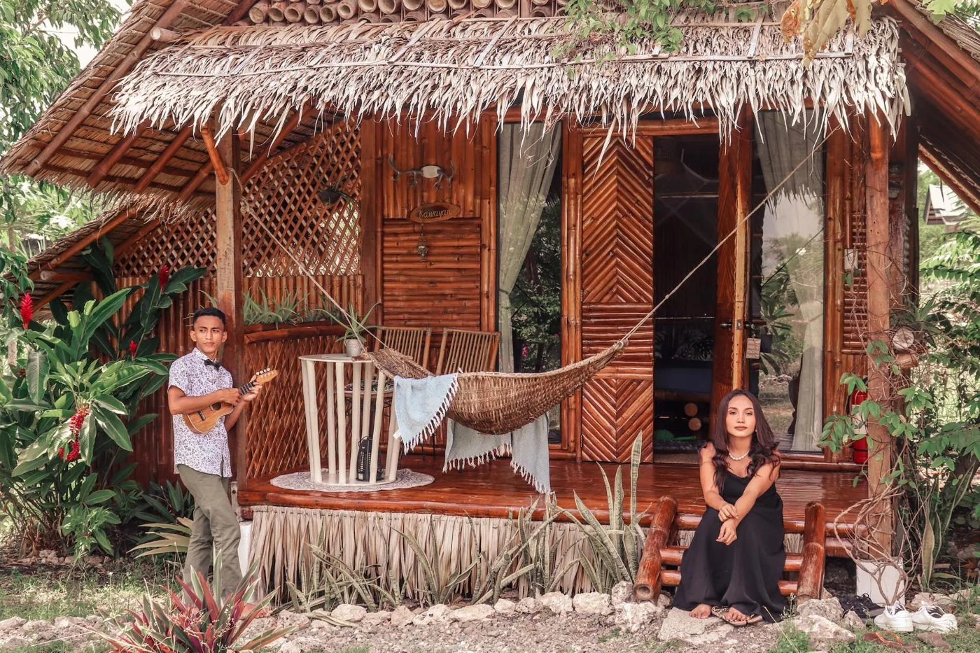 Property building in Tongo Hill Cottages