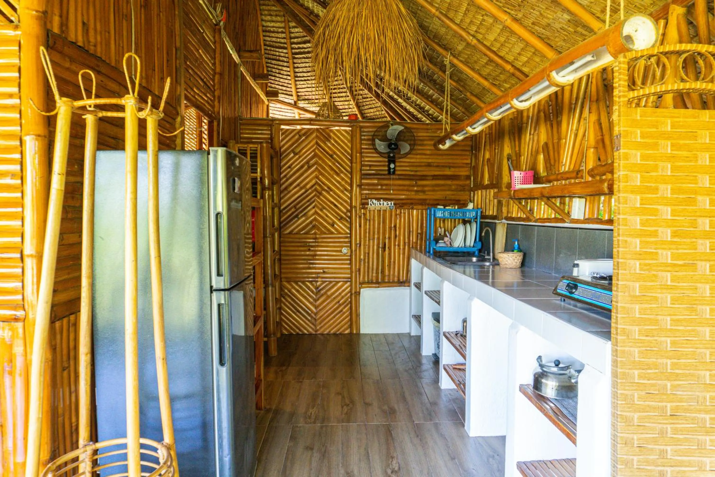 oven in Tongo Hill Cottages