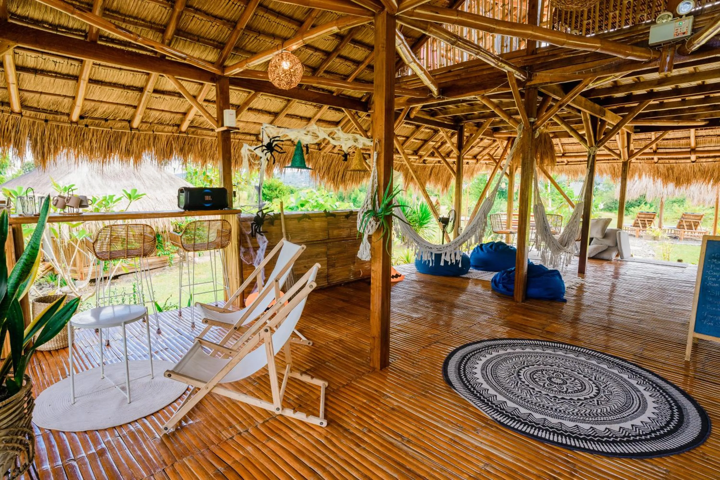 Property building in Tongo Hill Cottages