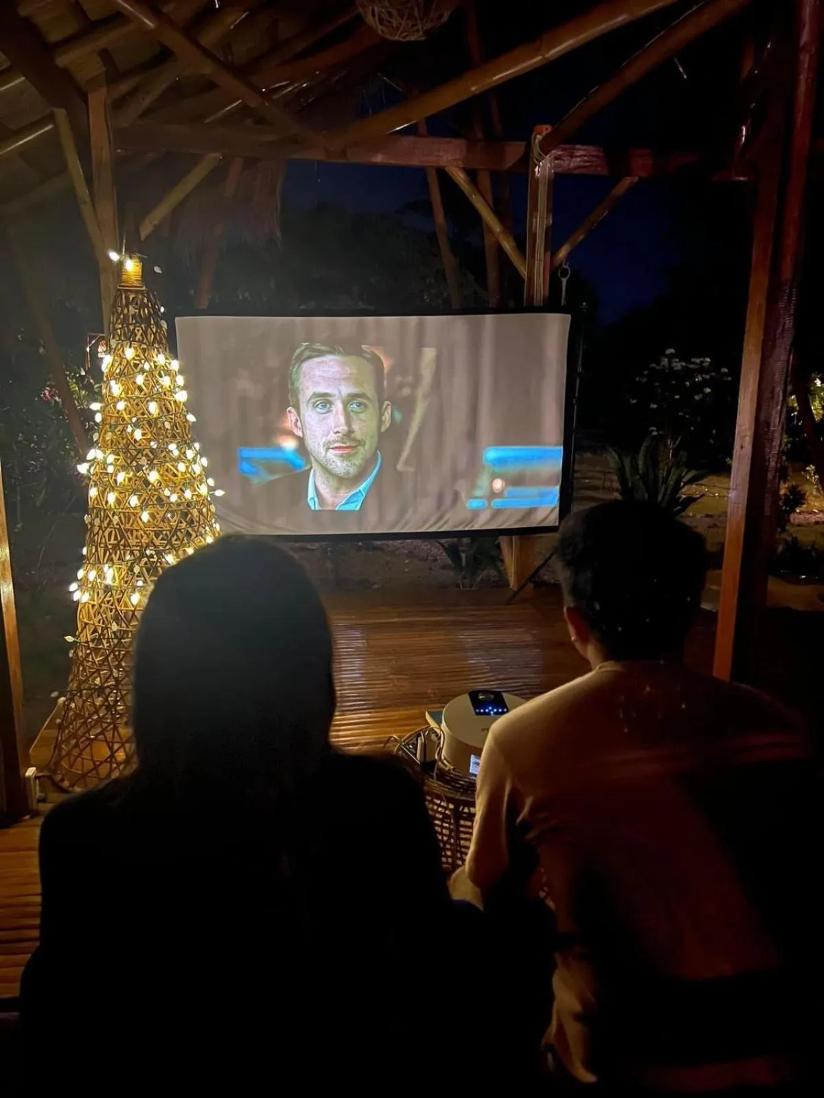 Communal lounge/ TV room in Tongo Hill Cottages
