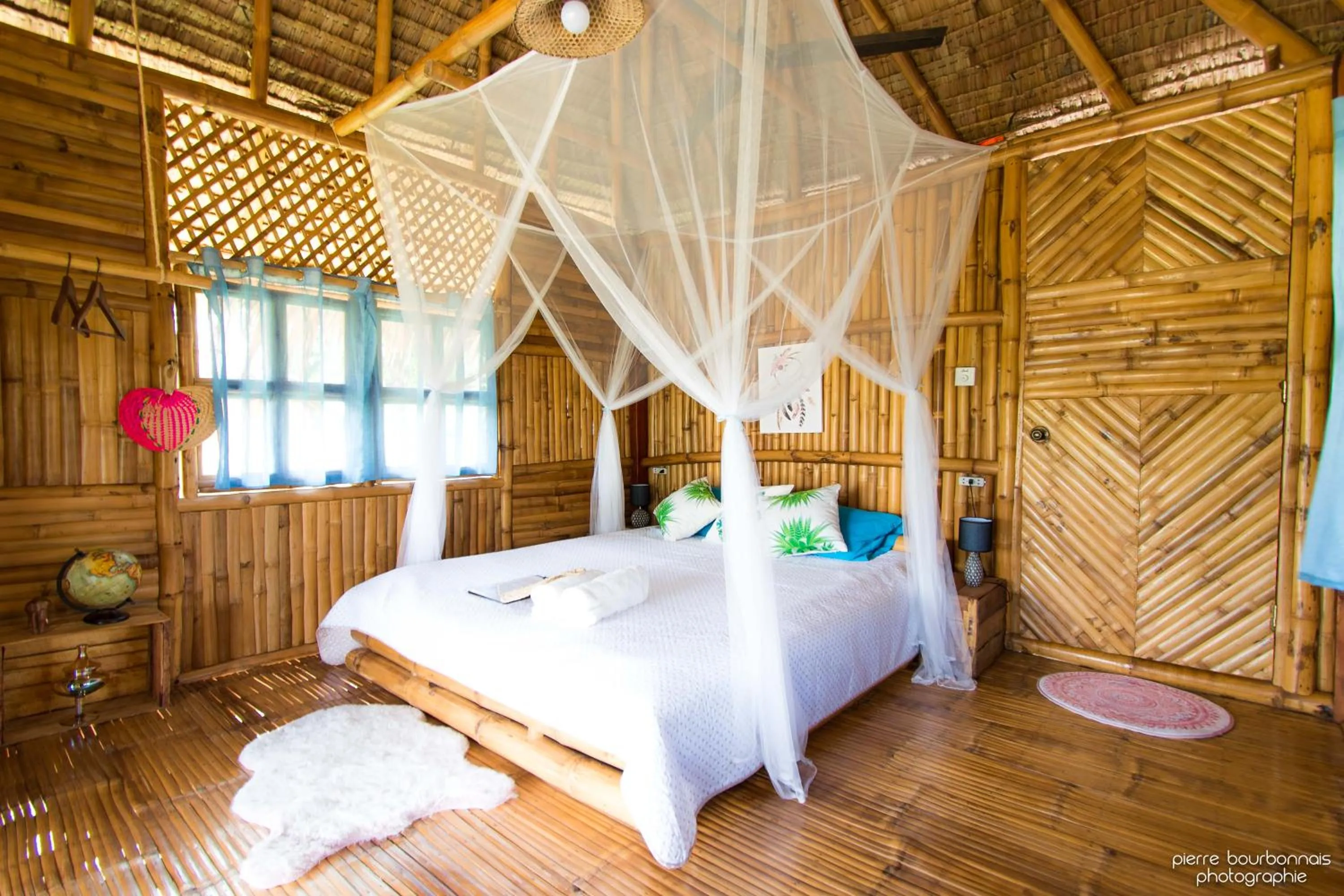 Bed in Tongo Hill Cottages
