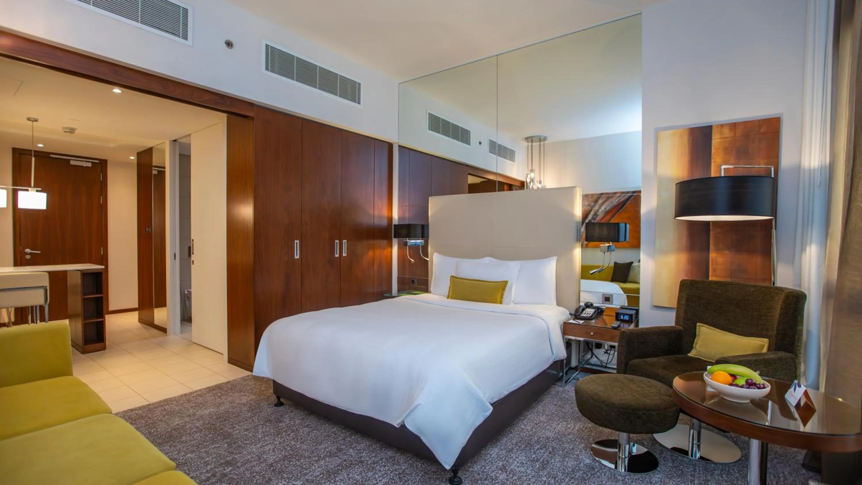 Photo of the whole room, Bed in Centro Olaya by Rotana