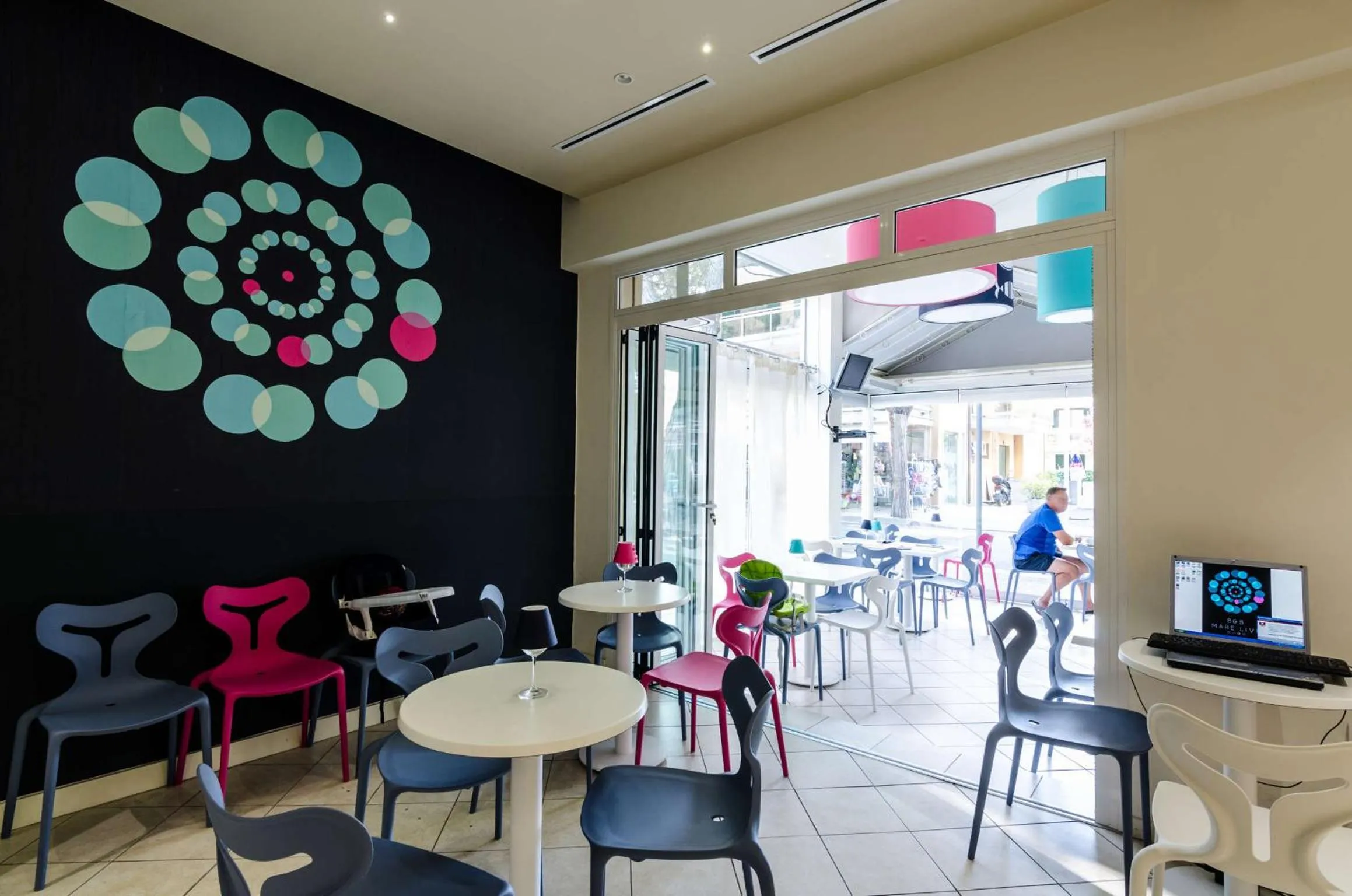 Property logo or sign in Hotel Mare Live