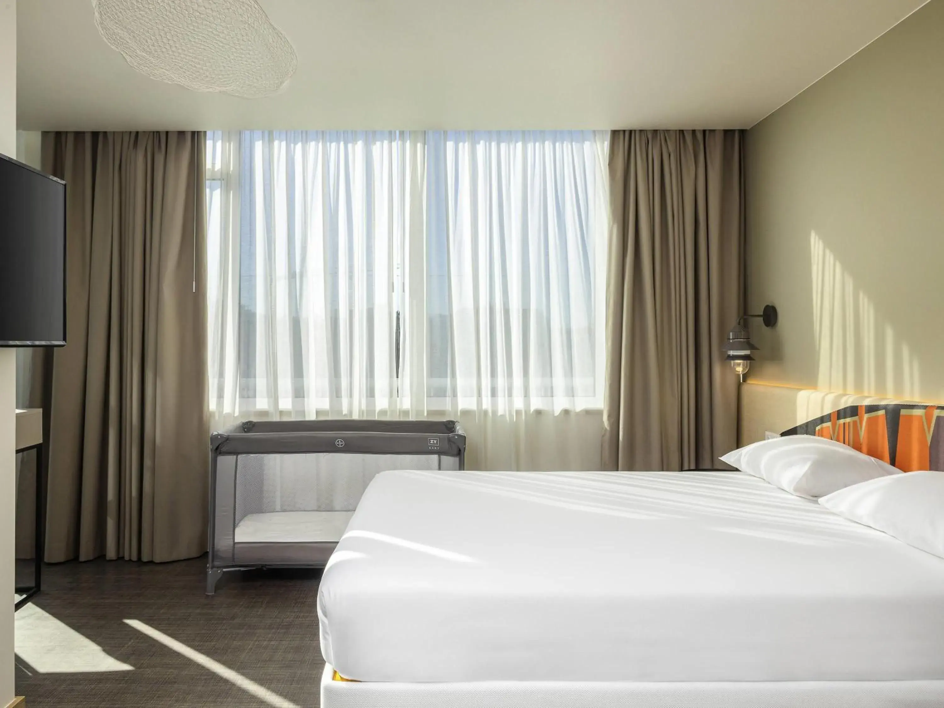 Bedroom, Bed in Ibis Styles Lisboa Centro Liberdade NE Bedroom, Bed in Ibis Styles Lisboa Centro Liberdade NE