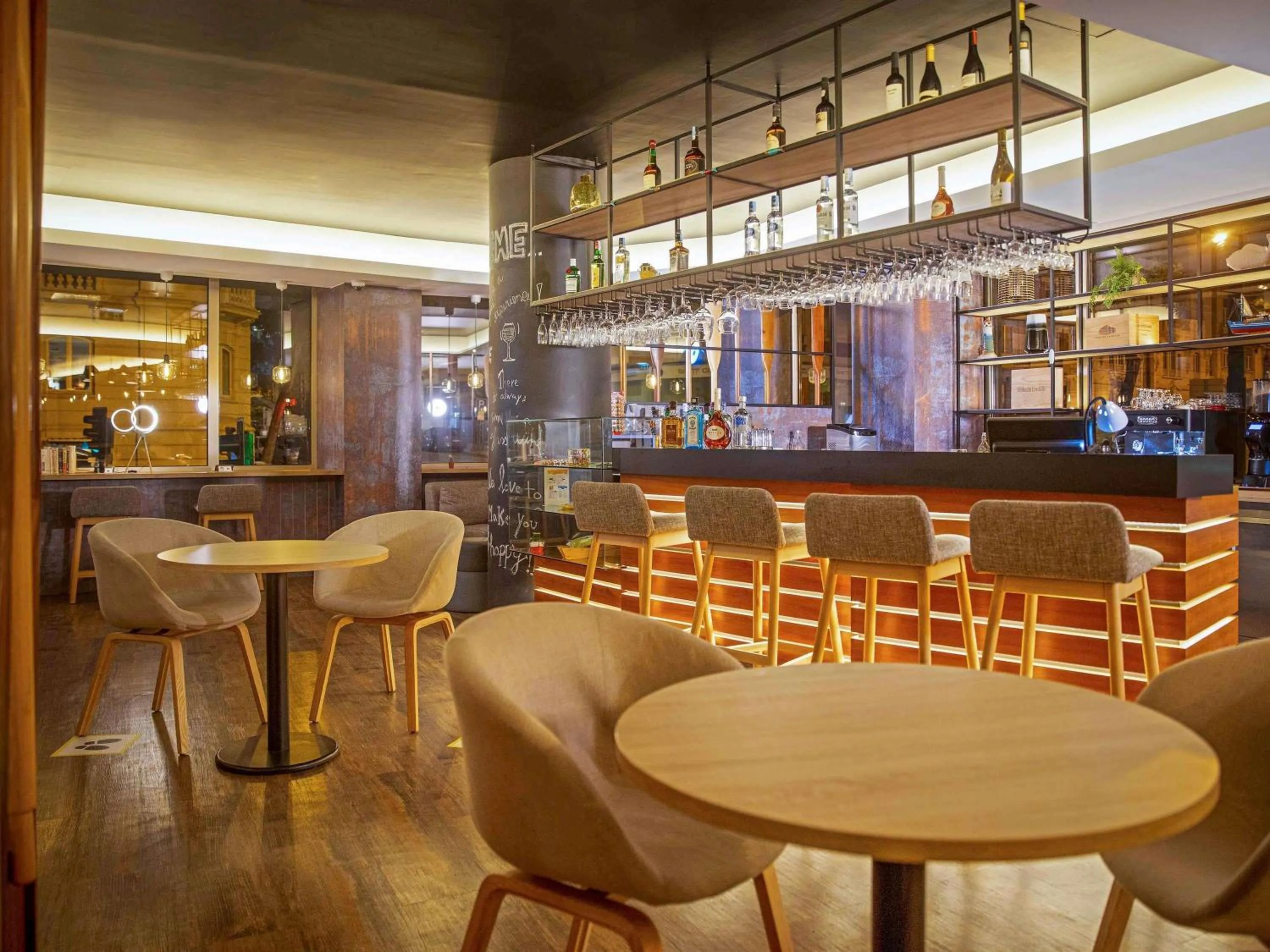 Lounge or bar in Ibis Styles Lisboa Centro Liberdade NE