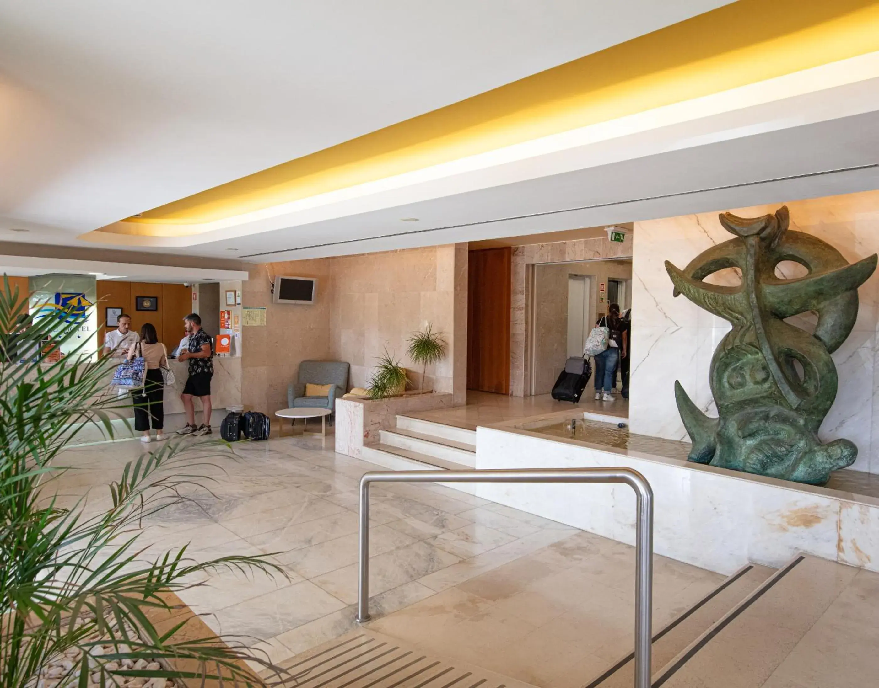 Lobby or reception in Interpass Vau Hotel Apartamentos Lobby or reception in Interpass Vau Hotel Apartamentos