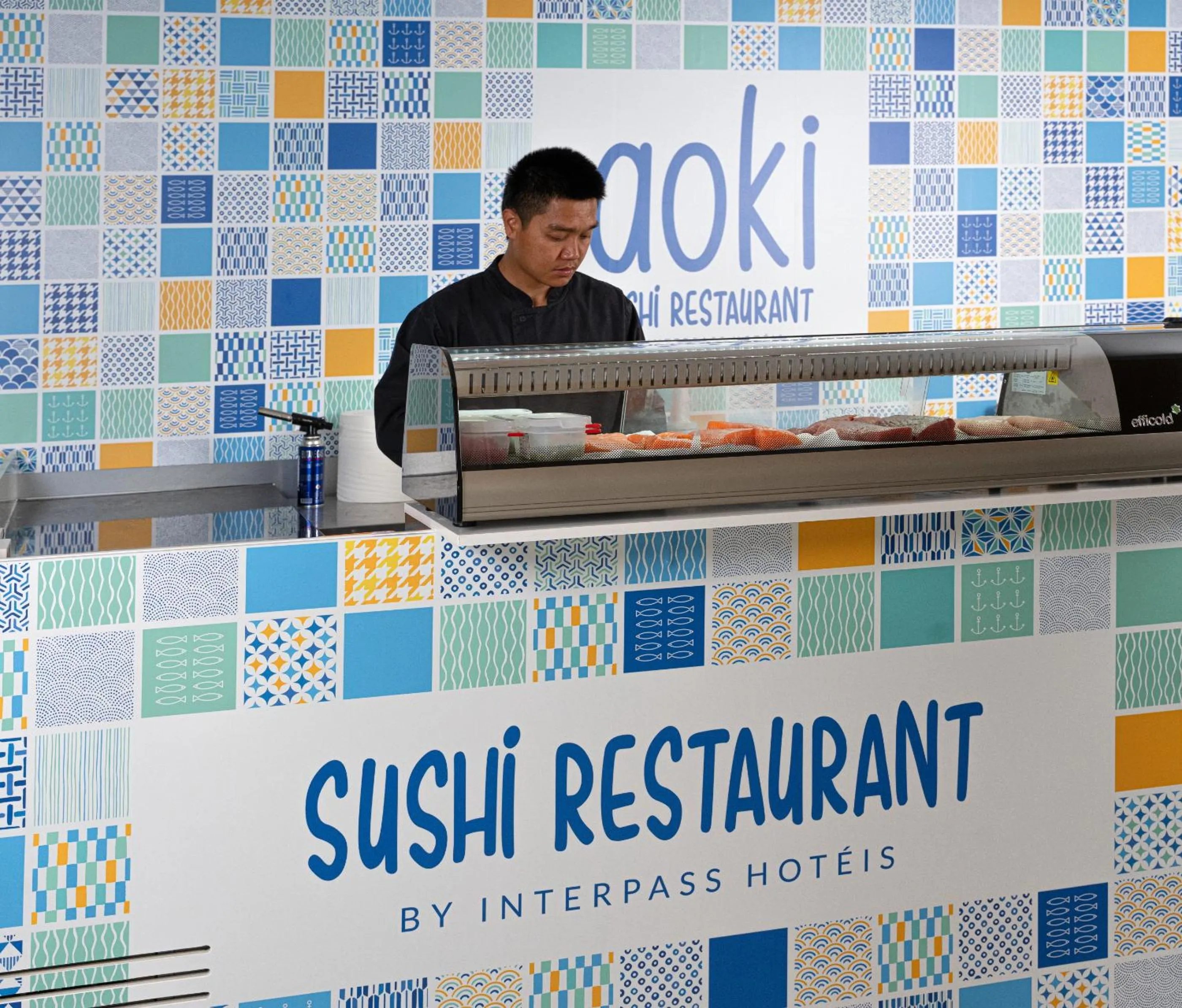 Restaurant/places to eat in Interpass Vau Hotel Apartamentos