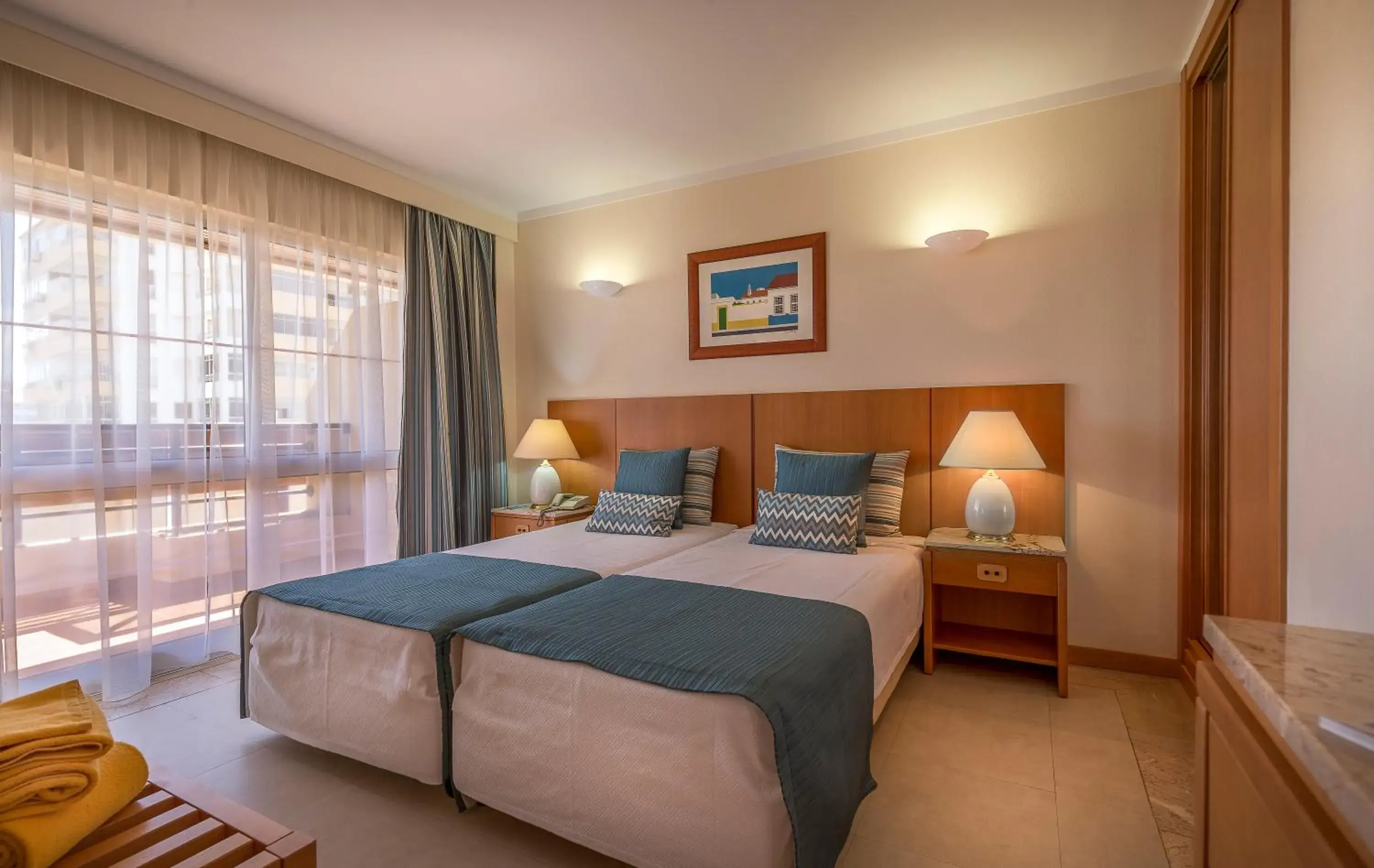 Bed in Interpass Vau Hotel Apartamentos Bed in Interpass Vau Hotel Apartamentos