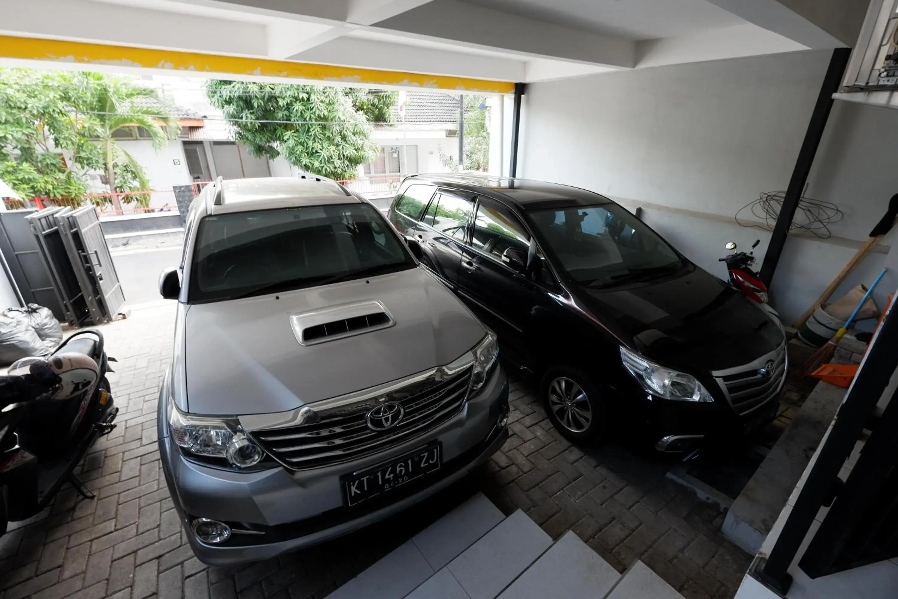 Property building in RedDoorz near Plaza Simpang Lima Property building in RedDoorz near Plaza Simpang Lima