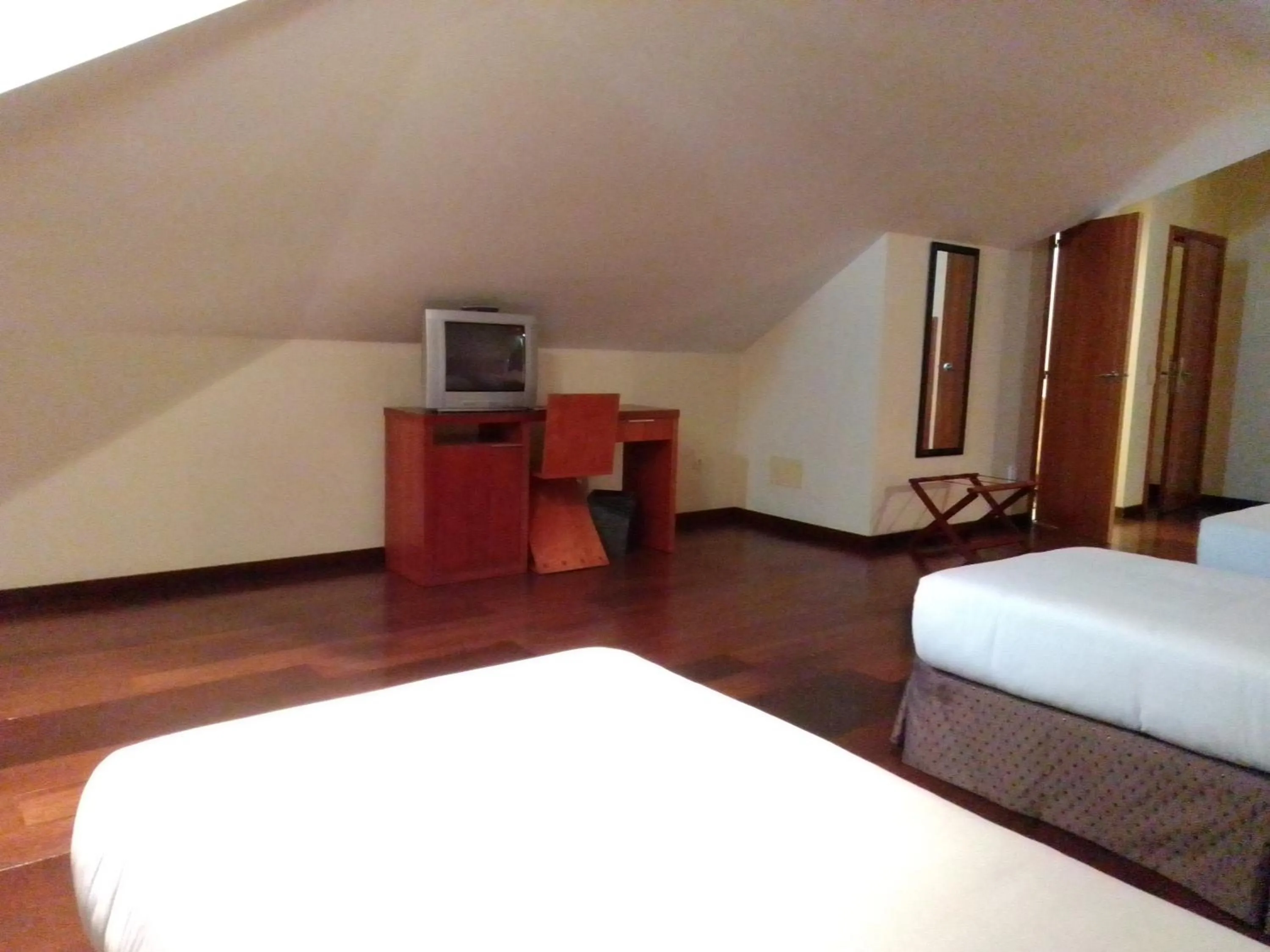 Photo of the whole room, Bed in Hotel Acez