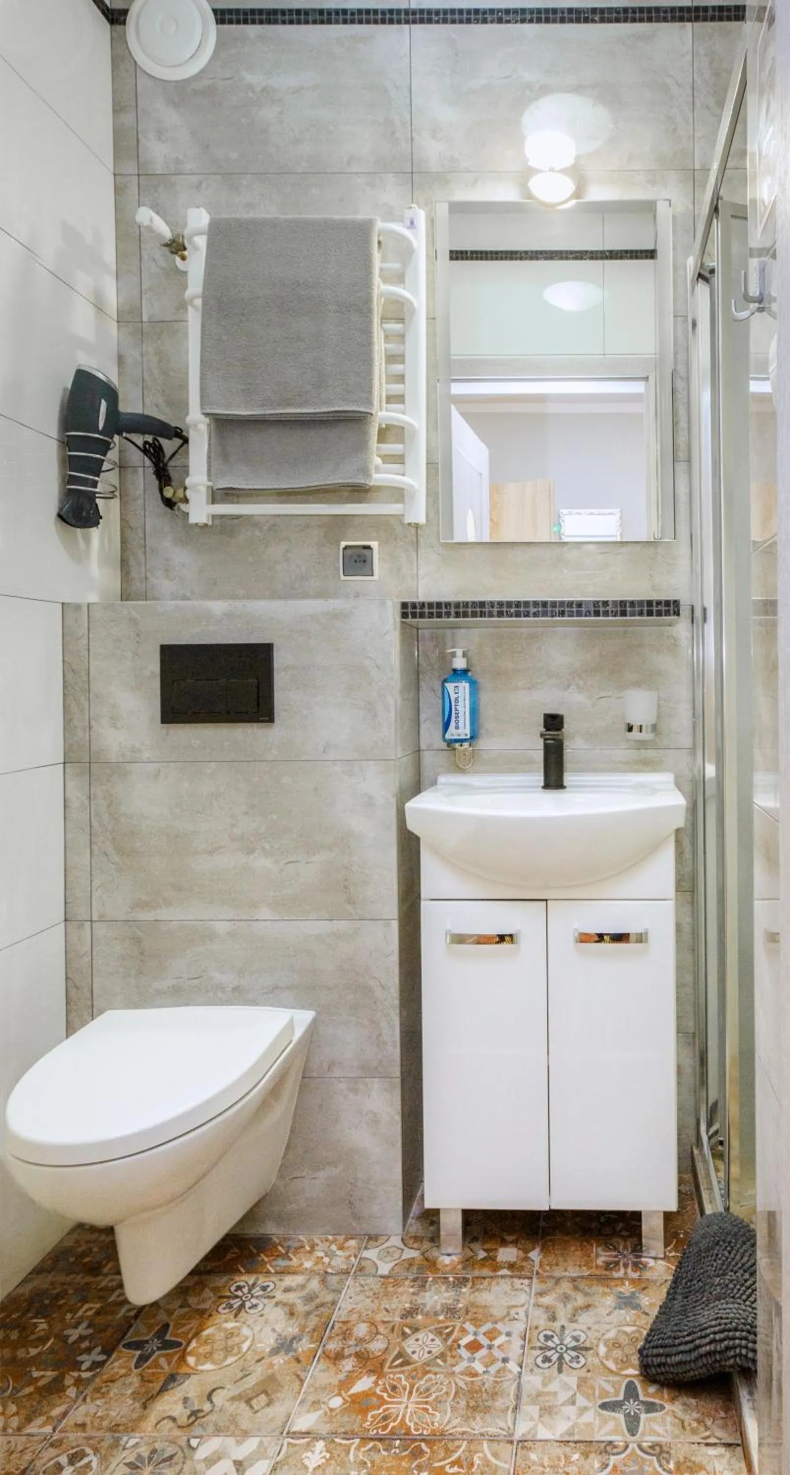 Bathroom in Willa Luna