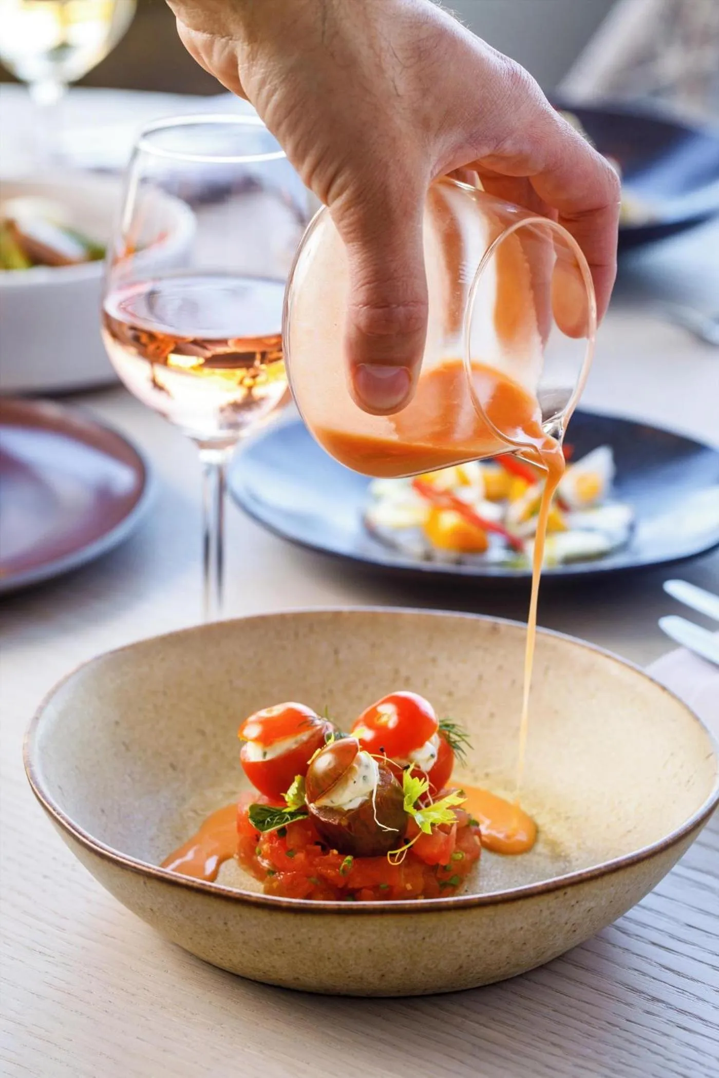 Restaurant/places to eat in Ikos Aria