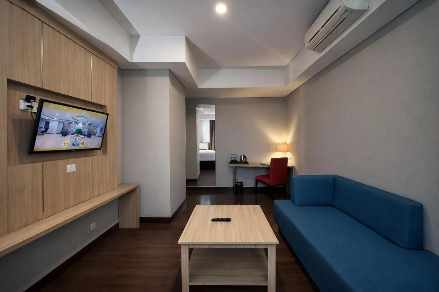 Living room in Anara Sky Kualanamu Hotel