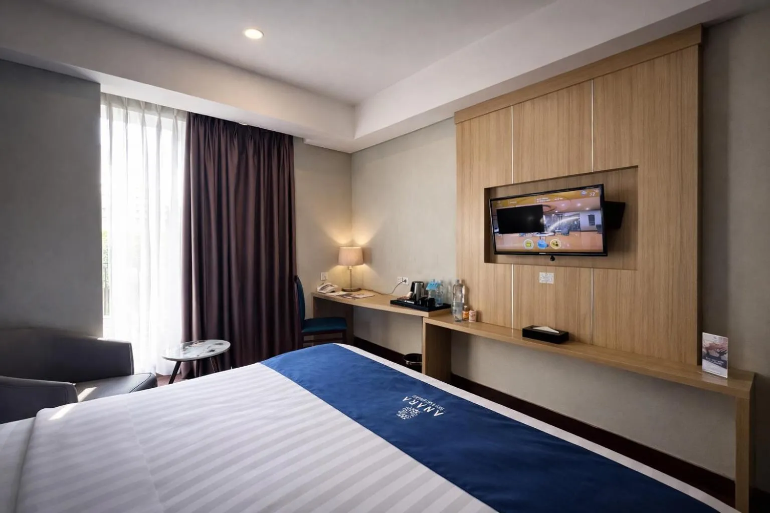 Bedroom, Bed in Anara Sky Kualanamu Hotel