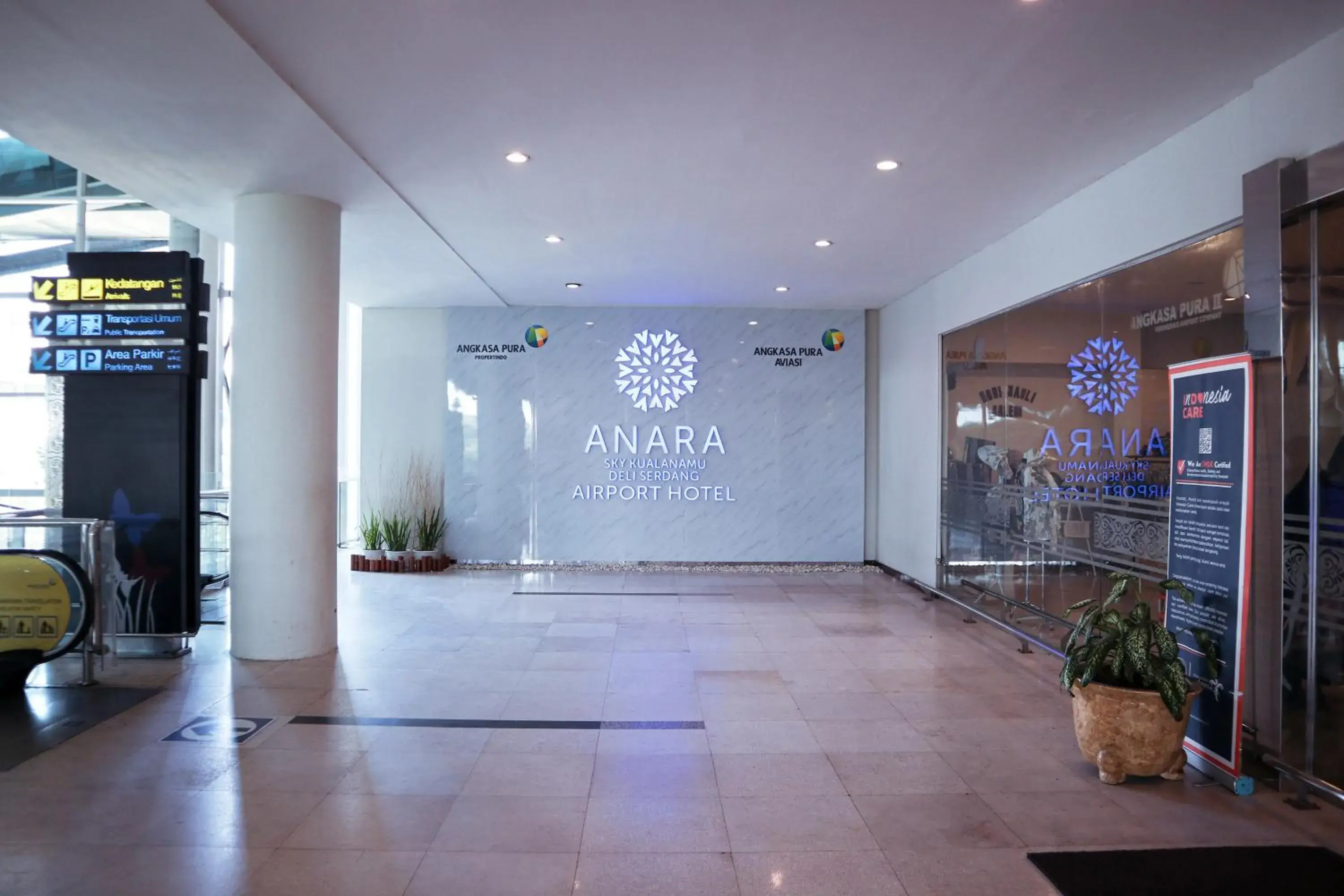 Property building in Anara Sky Kualanamu Hotel Property building in Anara Sky Kualanamu Hotel