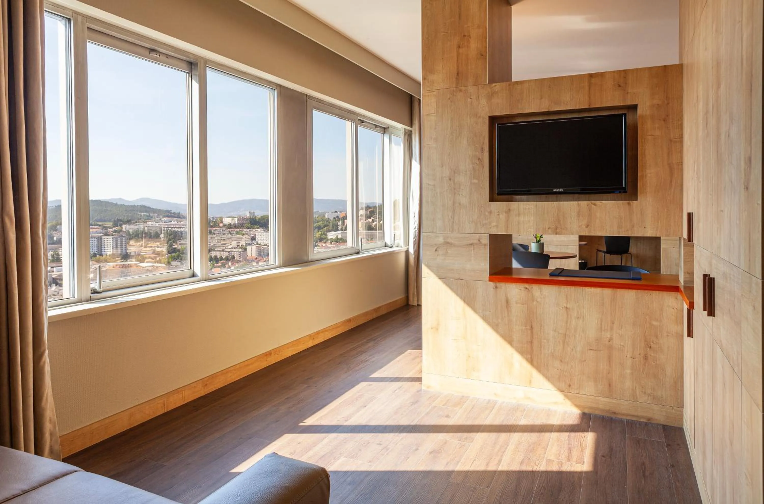 TV and multimedia in Hotel Fundador