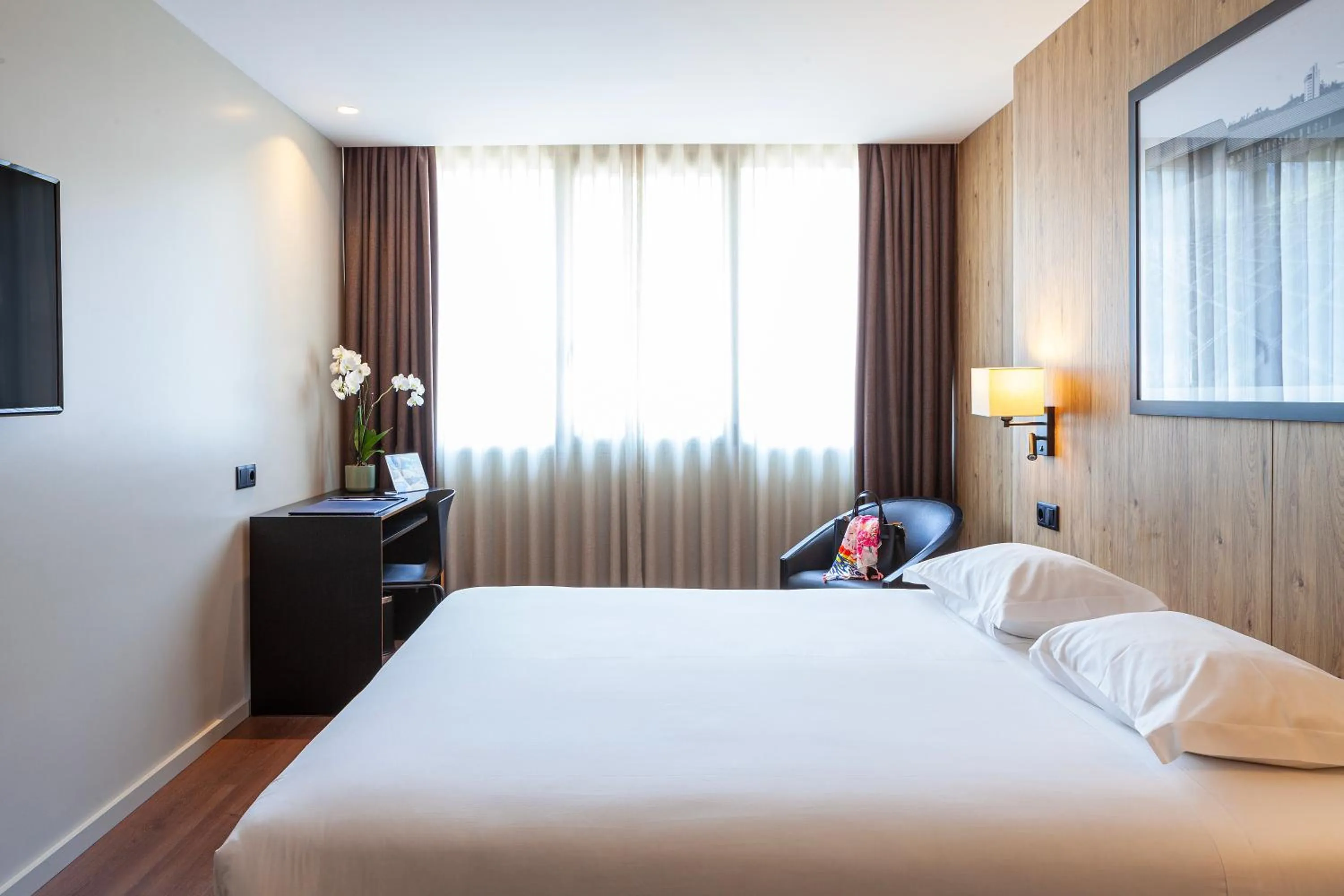 Bedroom, Bed in Hotel Fundador