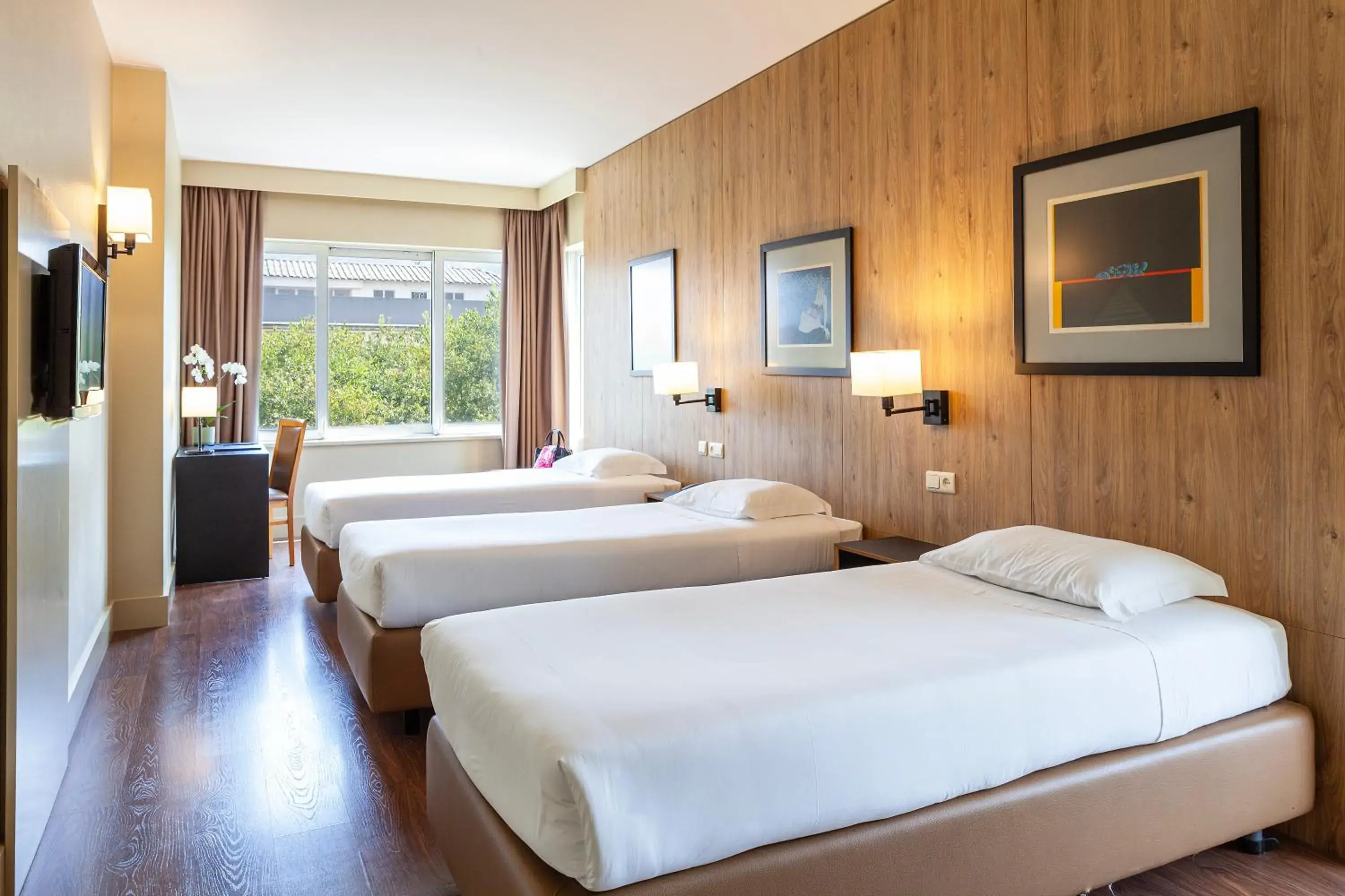 Bedroom, Bed in Hotel Fundador Bedroom, Bed in Hotel Fundador