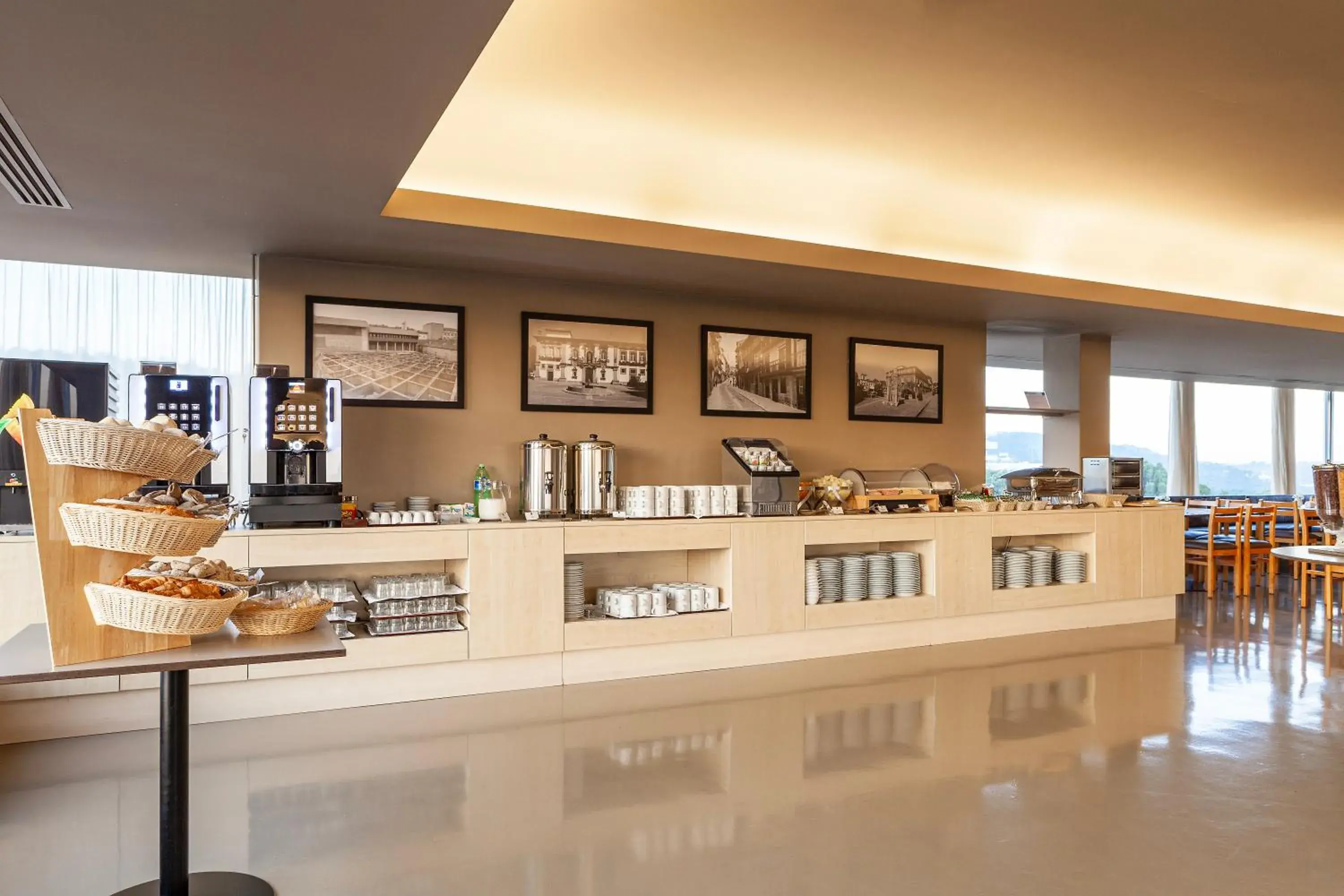 Breakfast in Hotel Fundador Breakfast in Hotel Fundador