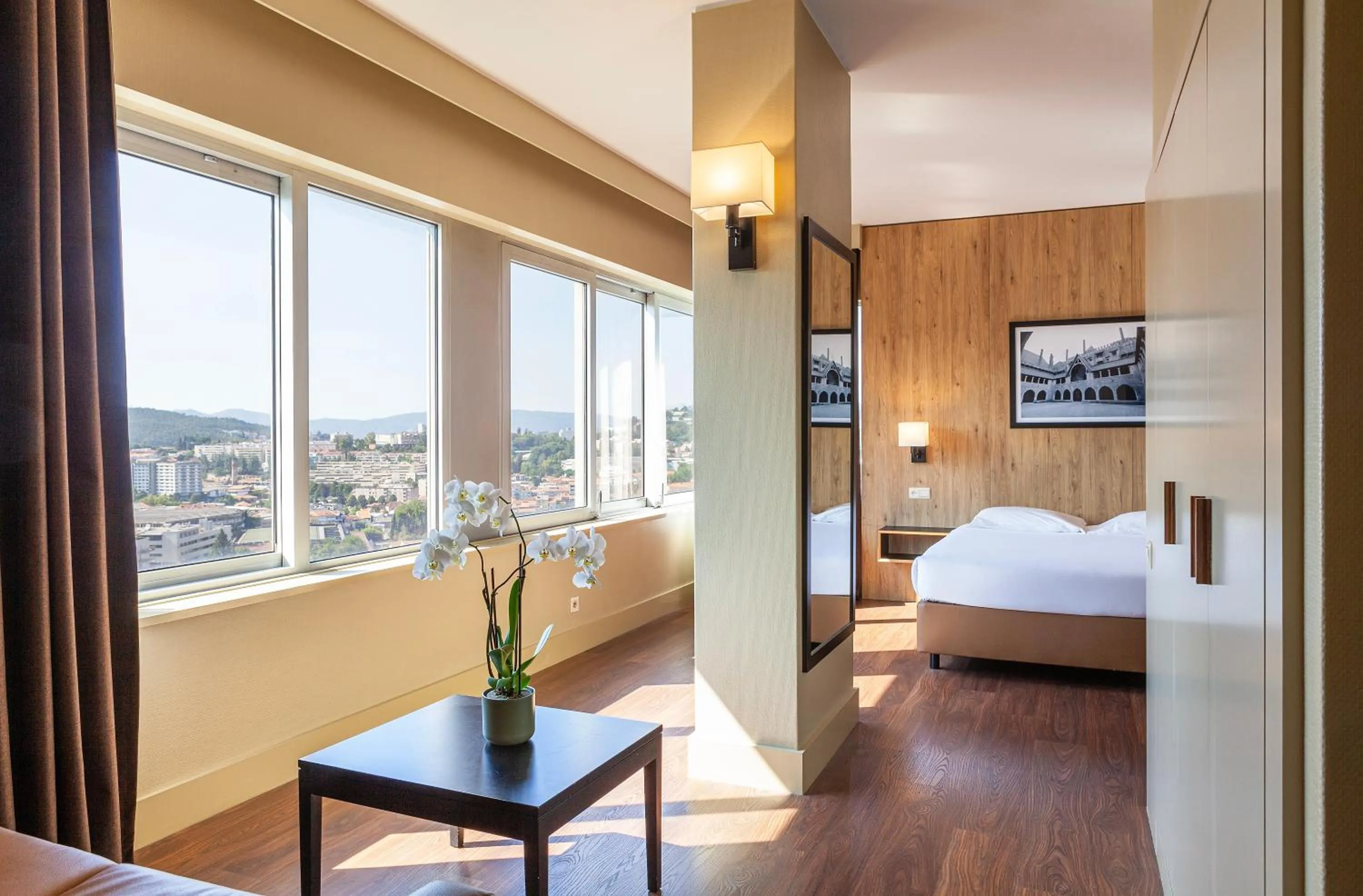 View (from property/room), Bed in Hotel Fundador