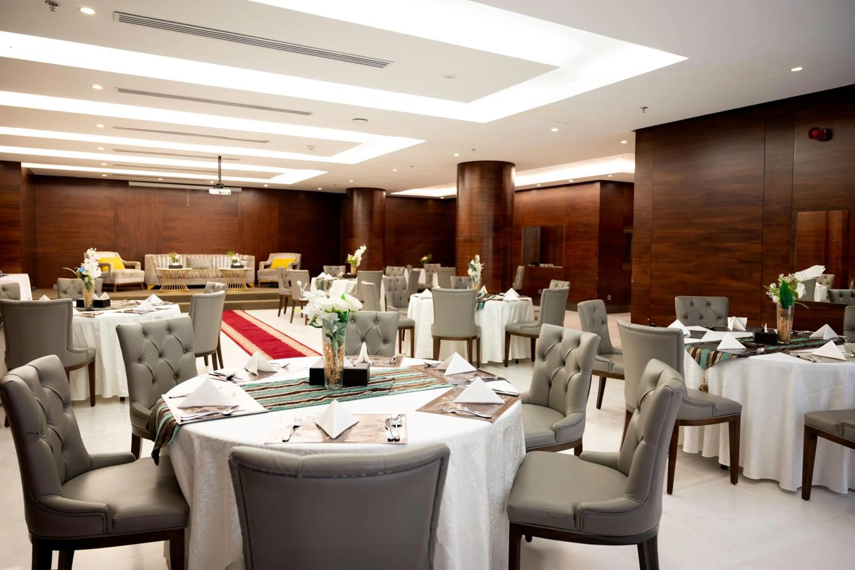 Banquet/Function facilities in Ruve Jeddah Hotel