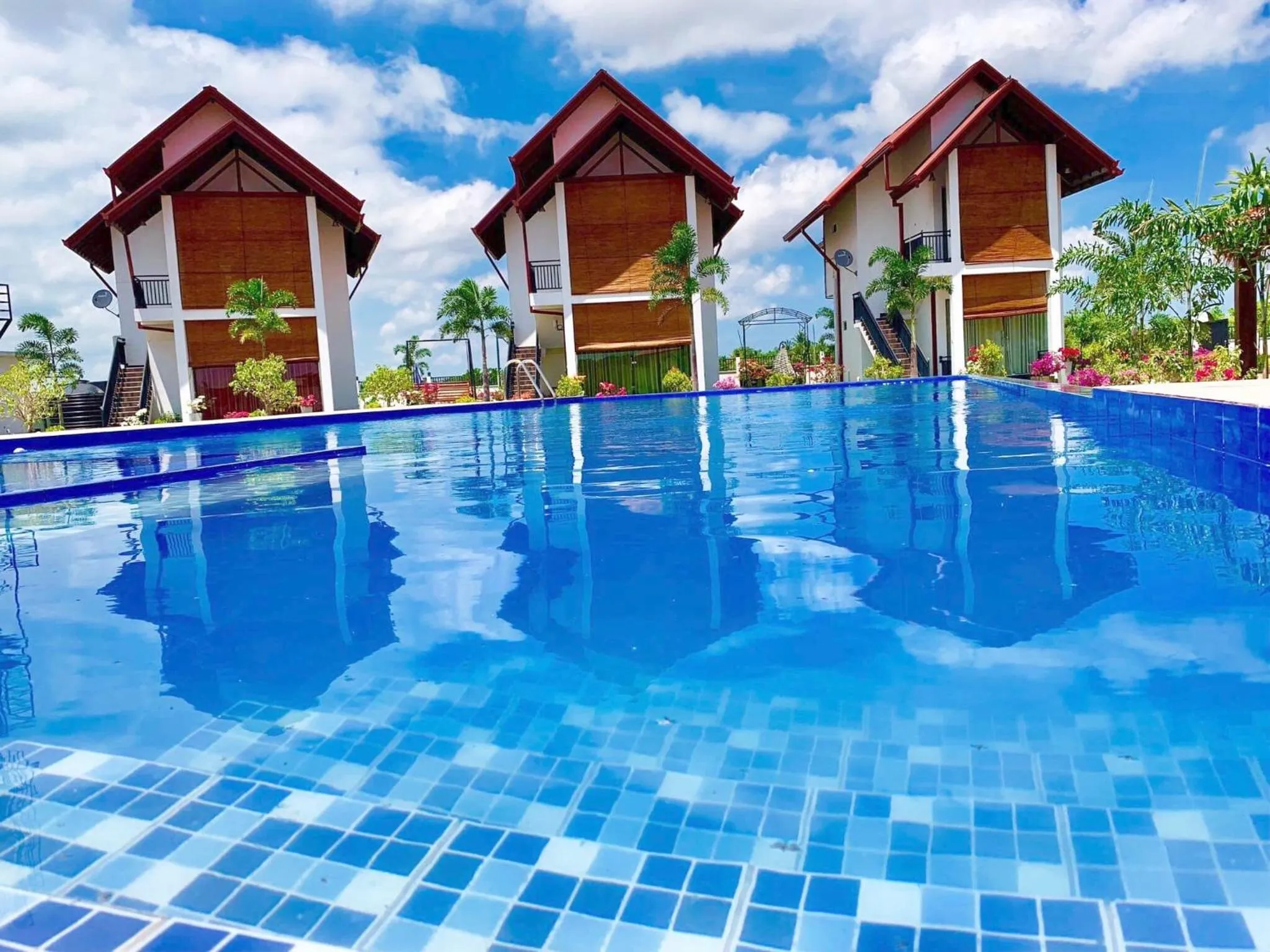 Pool view in Avonil Resort Yala