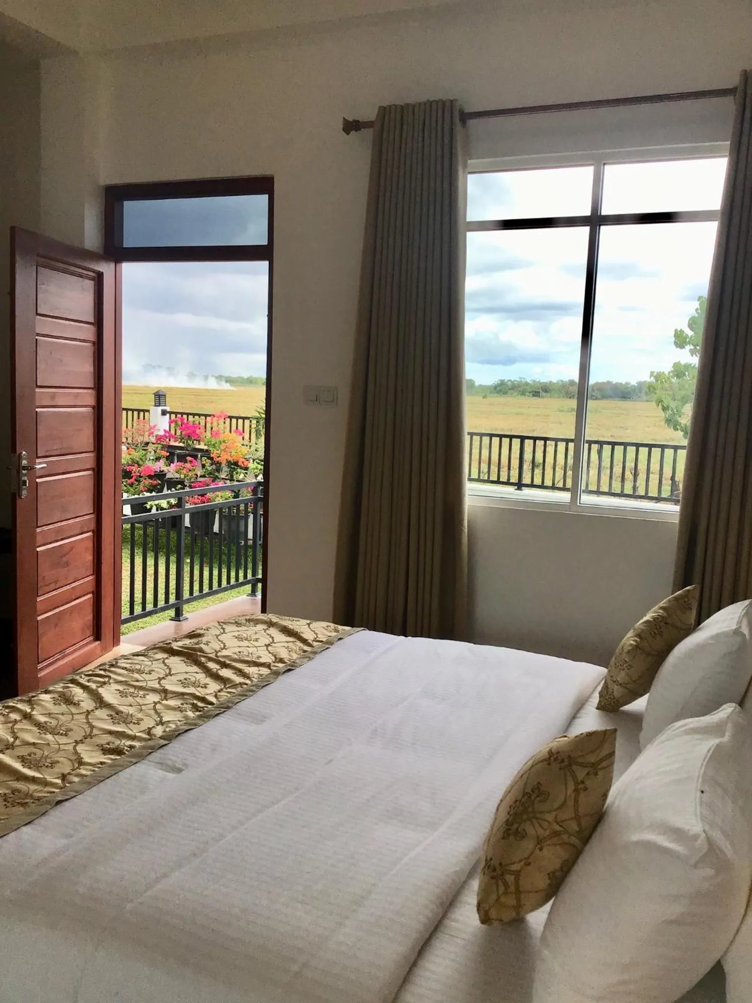 Bed in Avonil Resort Yala