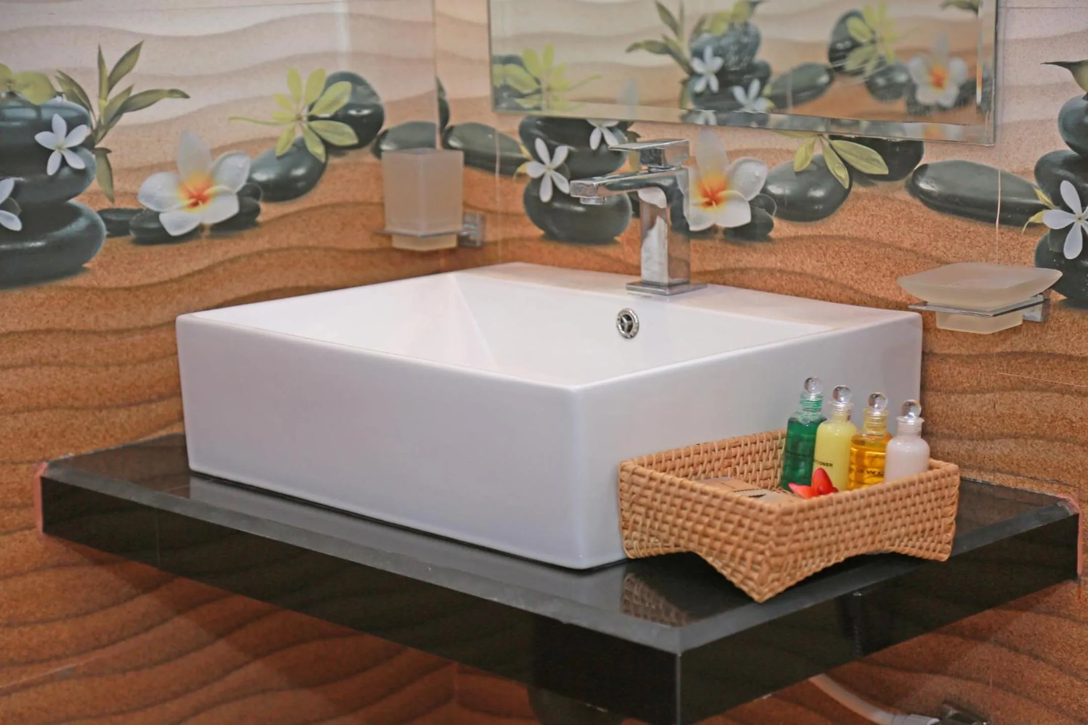 Bathroom in Avonil Resort Yala