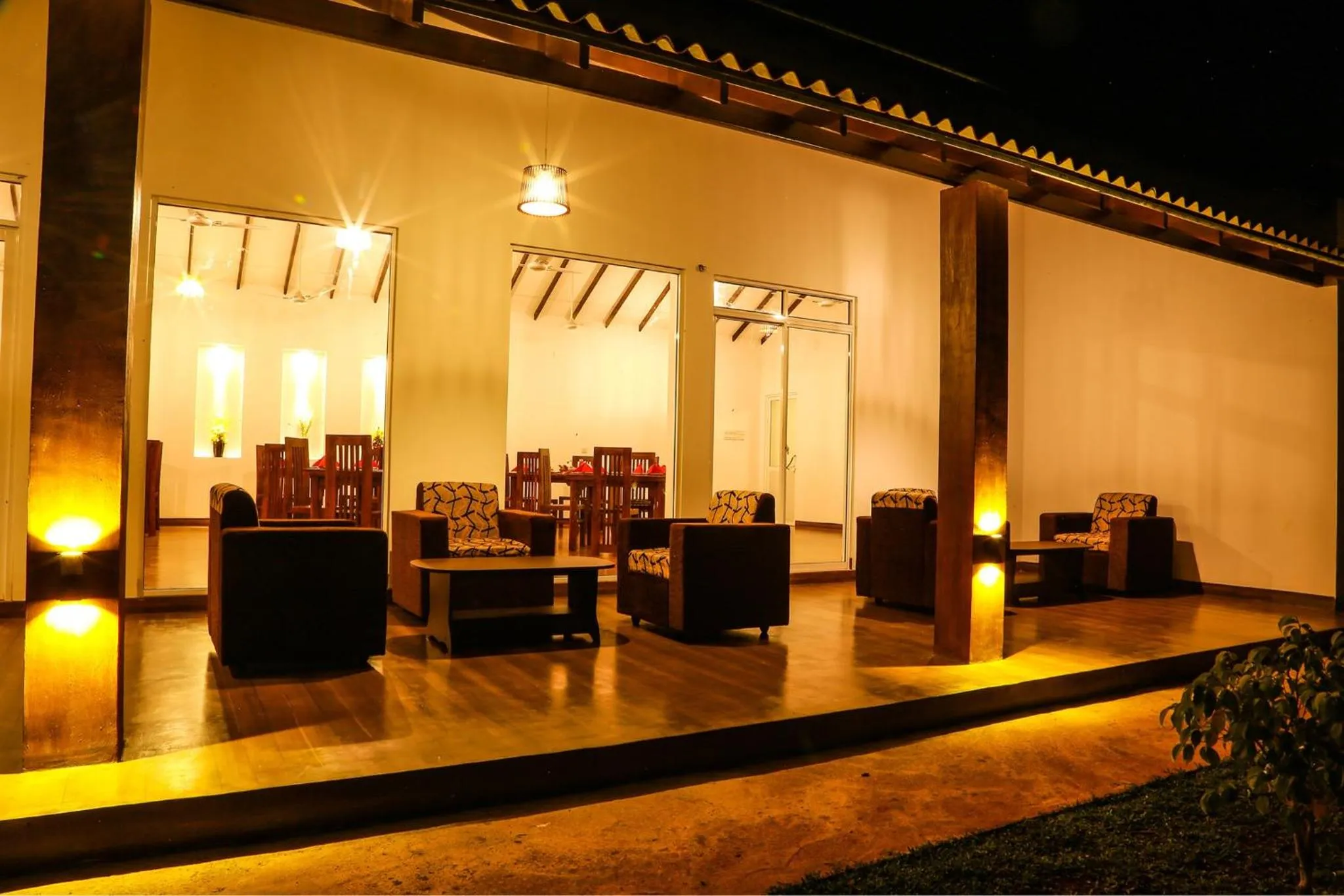 Restaurant/places to eat in Avonil Resort Yala