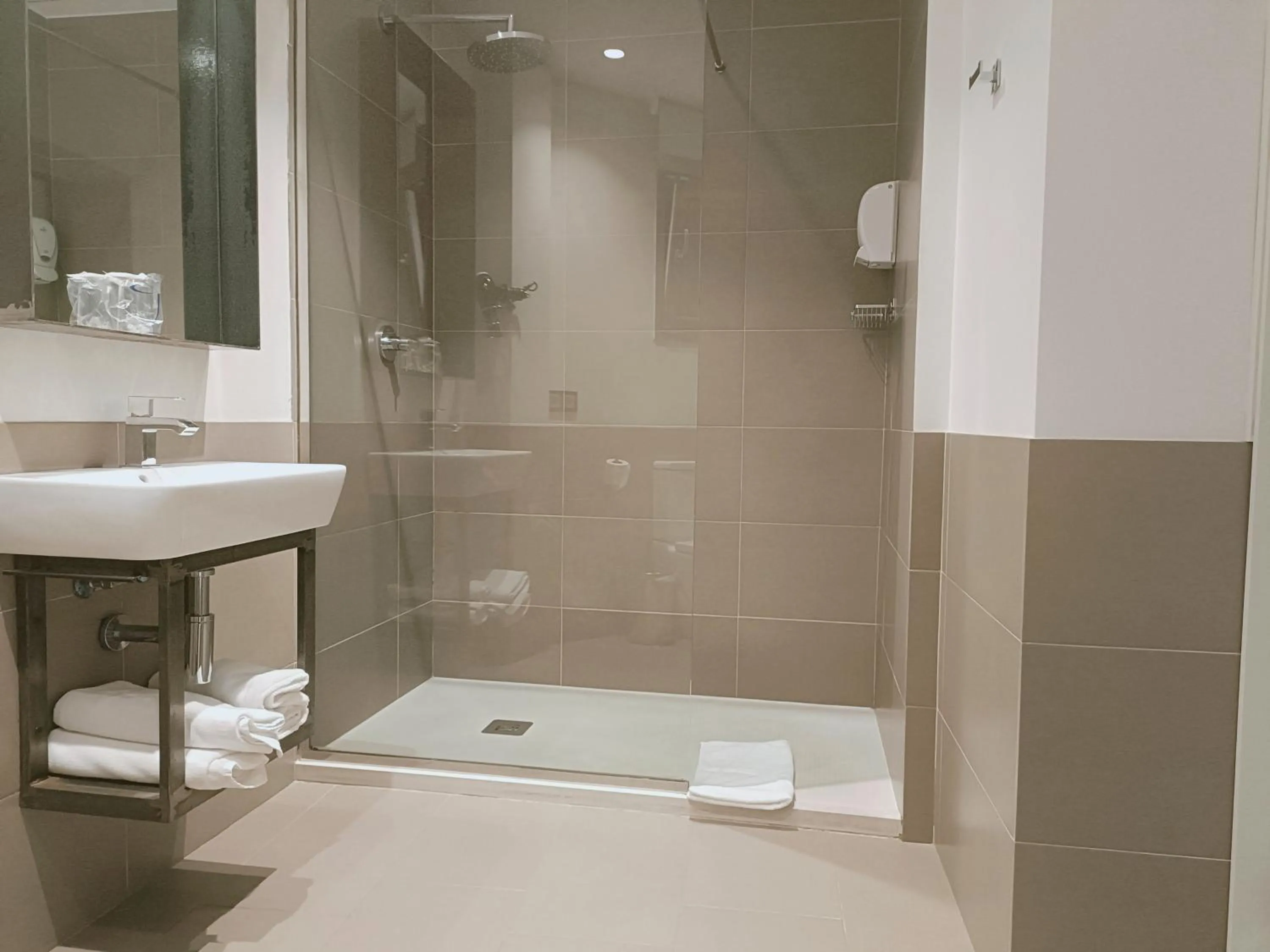 Deluxe Suite in Ardigales 11