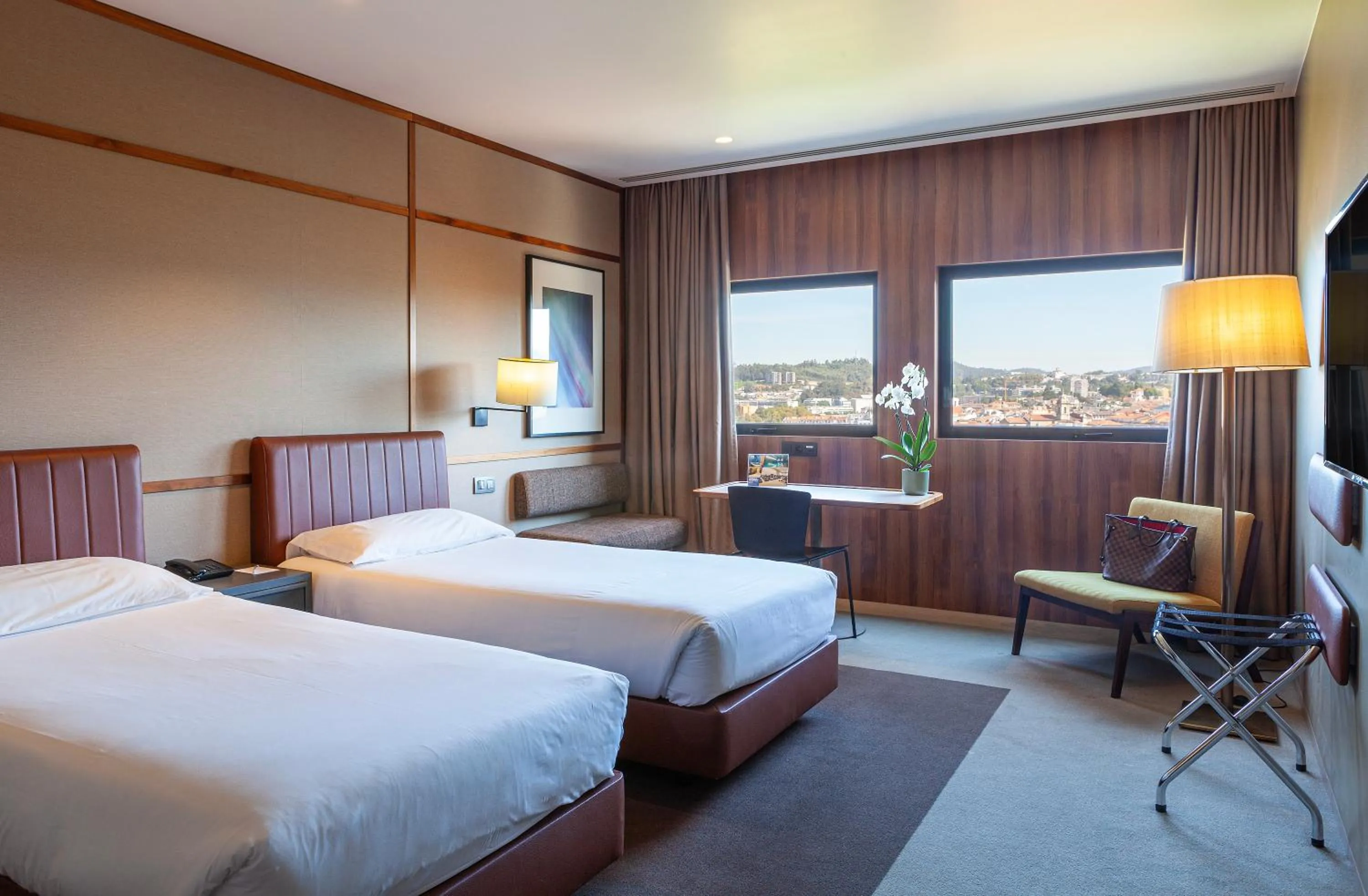 Bed in Hotel de Guimaraes Business & SPA