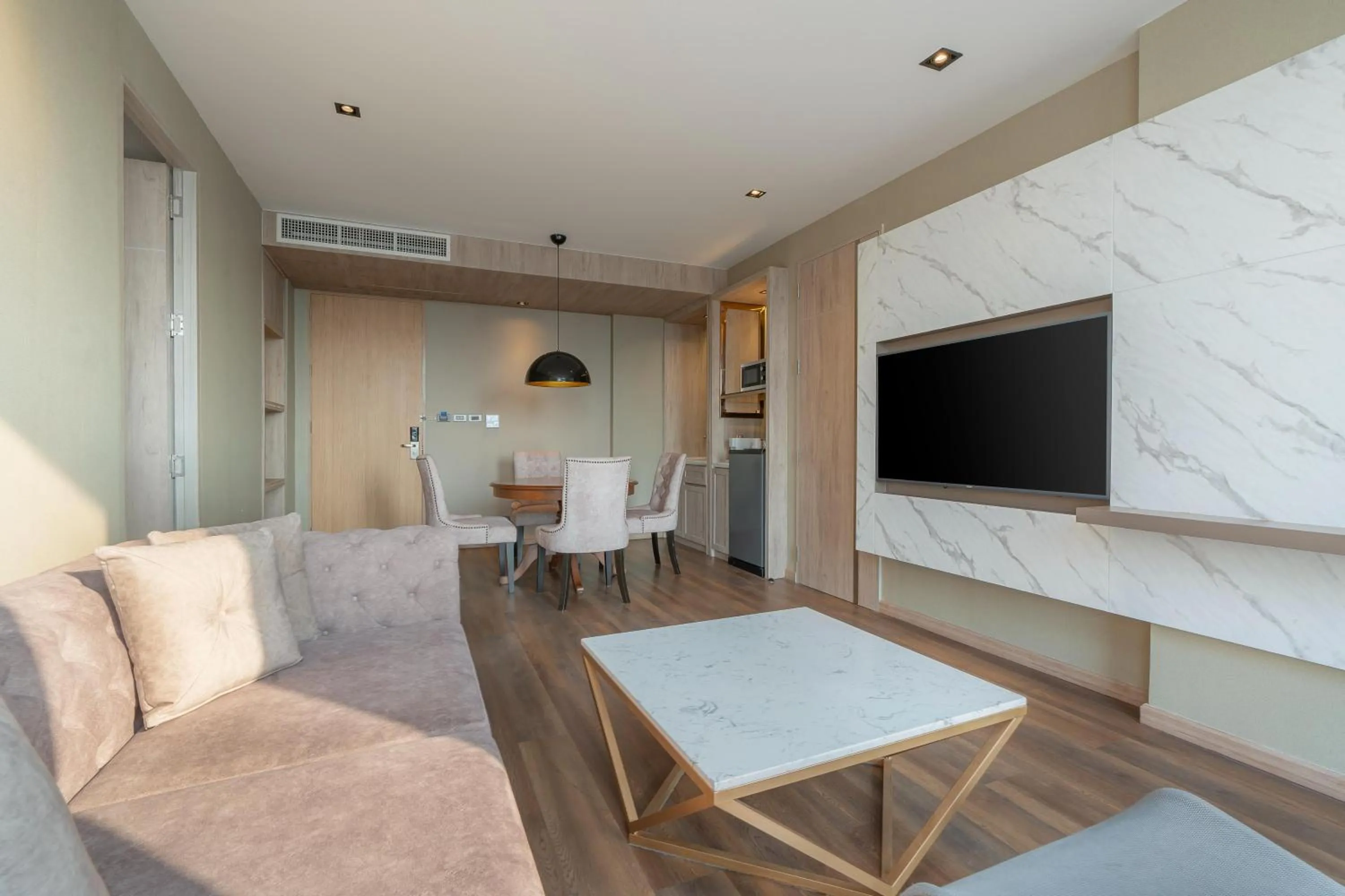 Living room in Zayn Hotel Bangkok - Airport Link Access