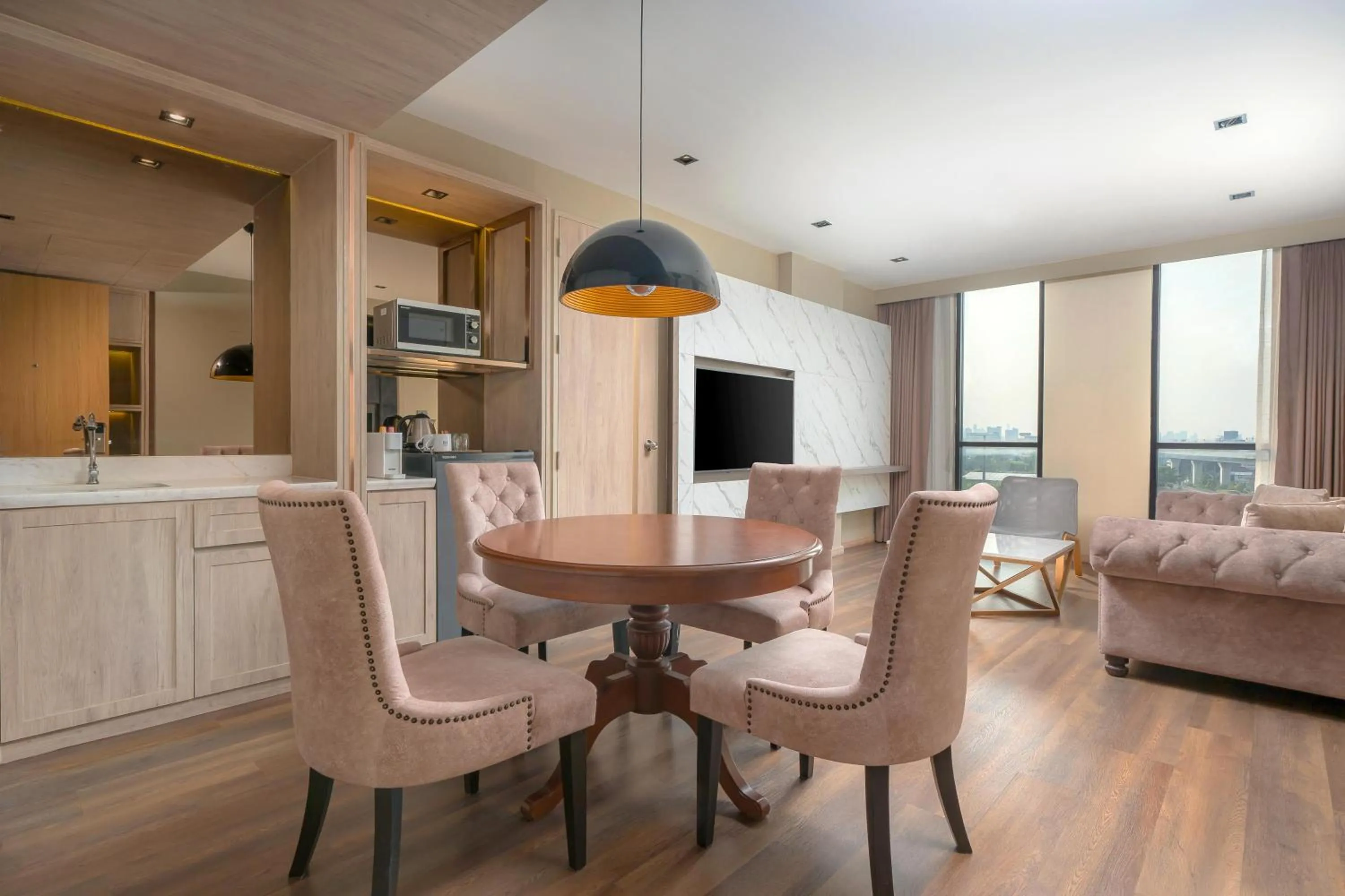 Living room in Zayn Hotel Bangkok - Airport Link Access