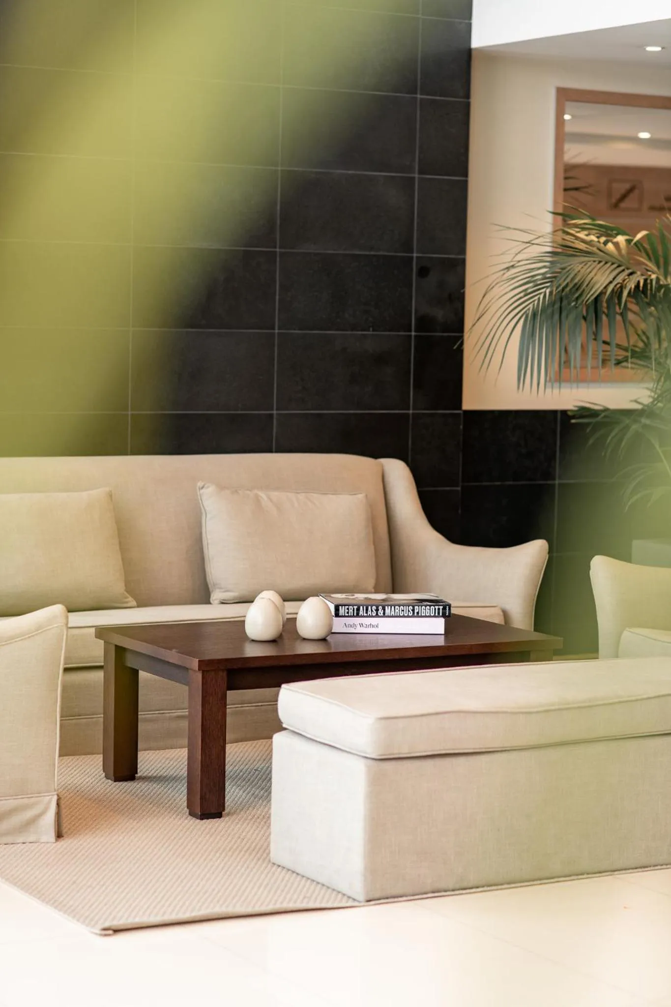 Lobby or reception in Hotel Lugano Barcelona