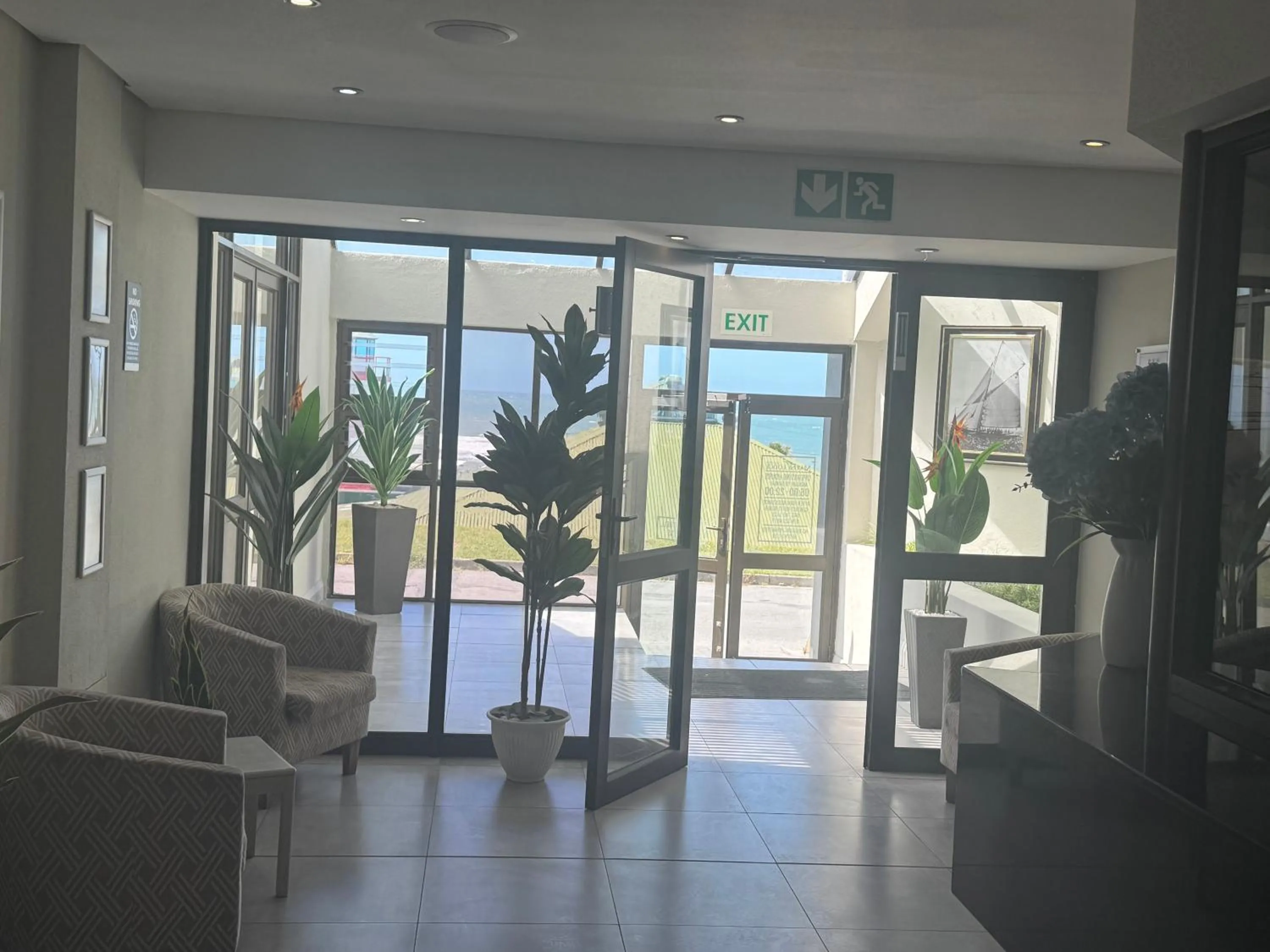 Marine Hotel