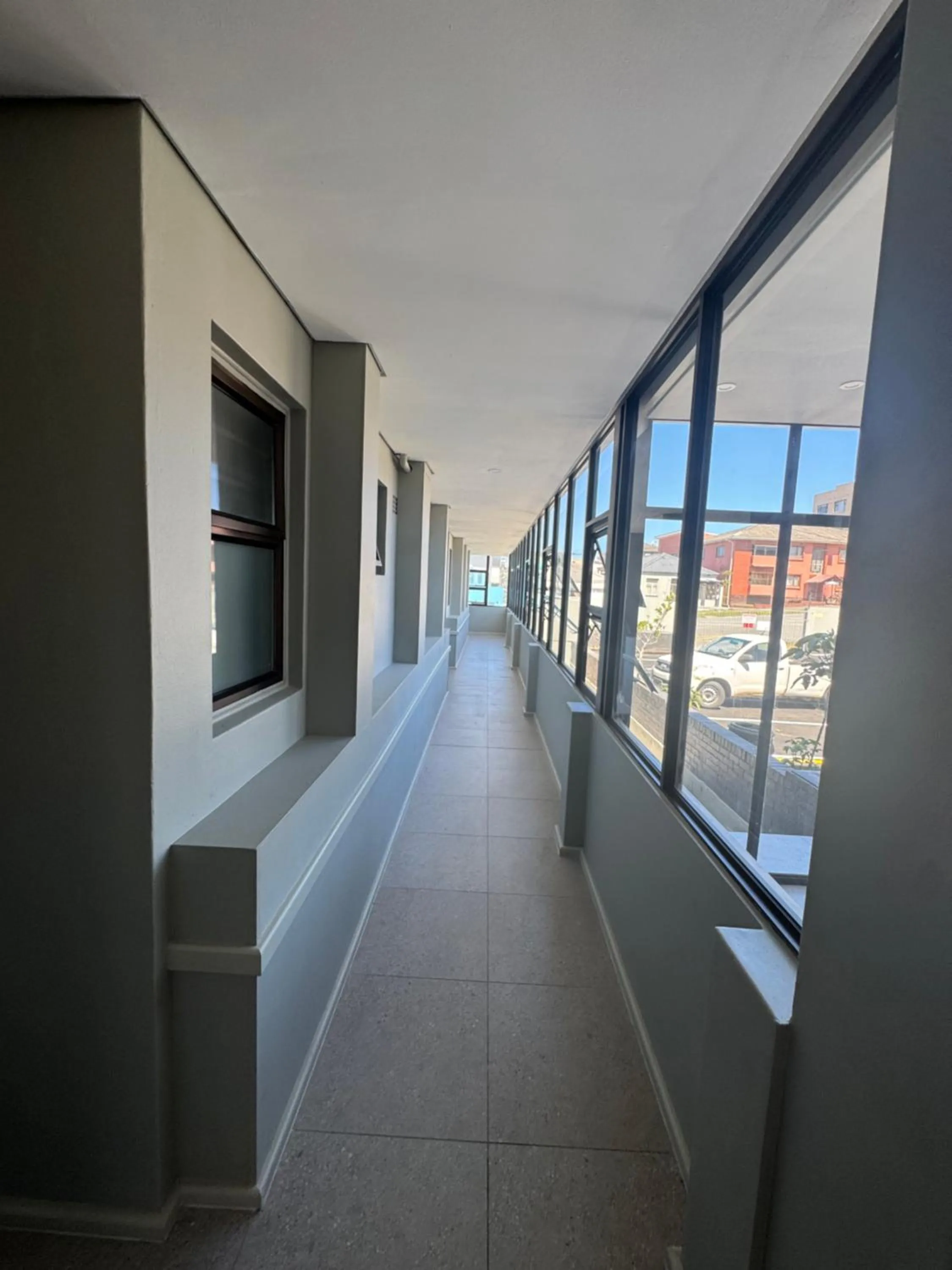 Marine Hotel