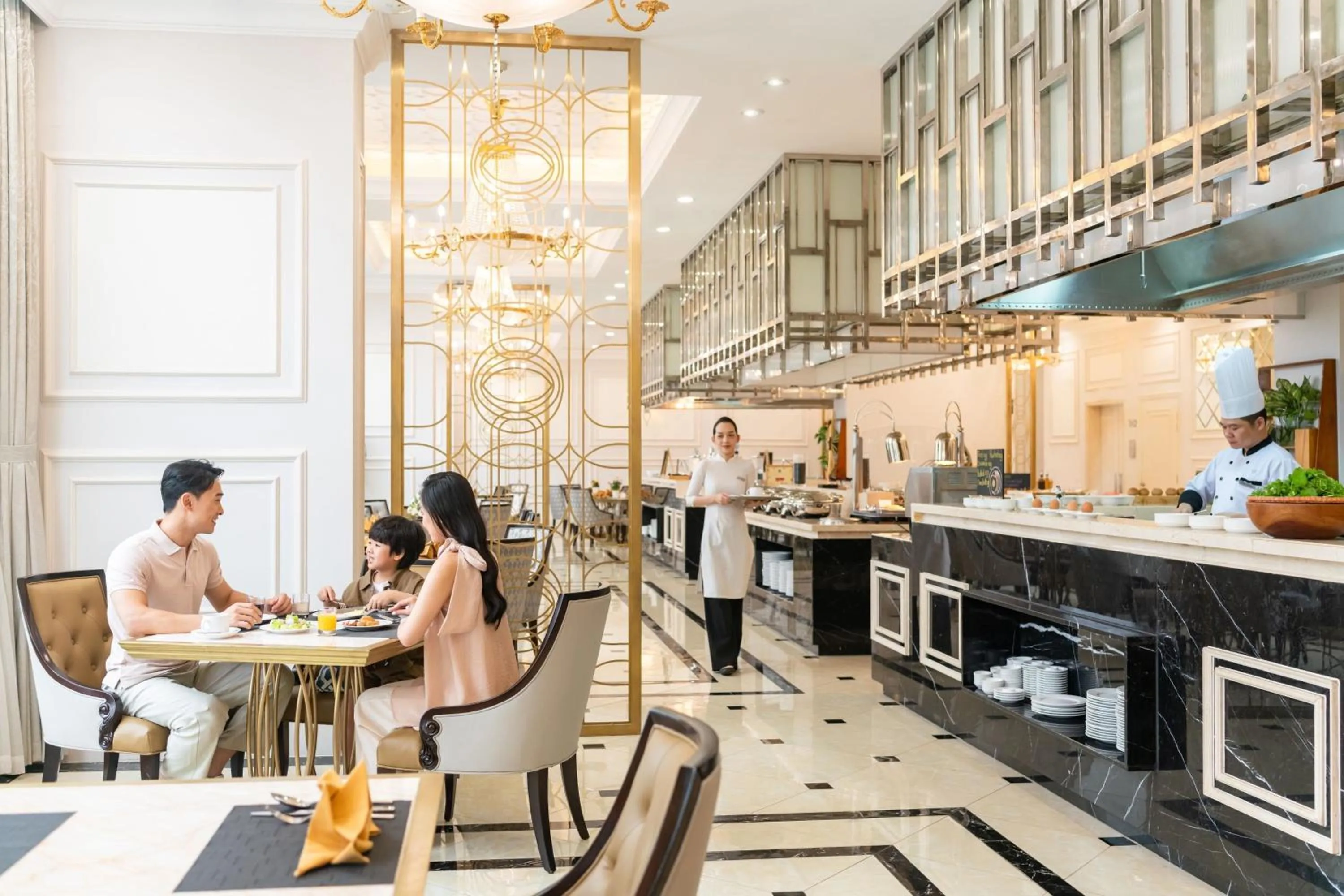 Breakfast in Four Points by Sheraton Lang Son