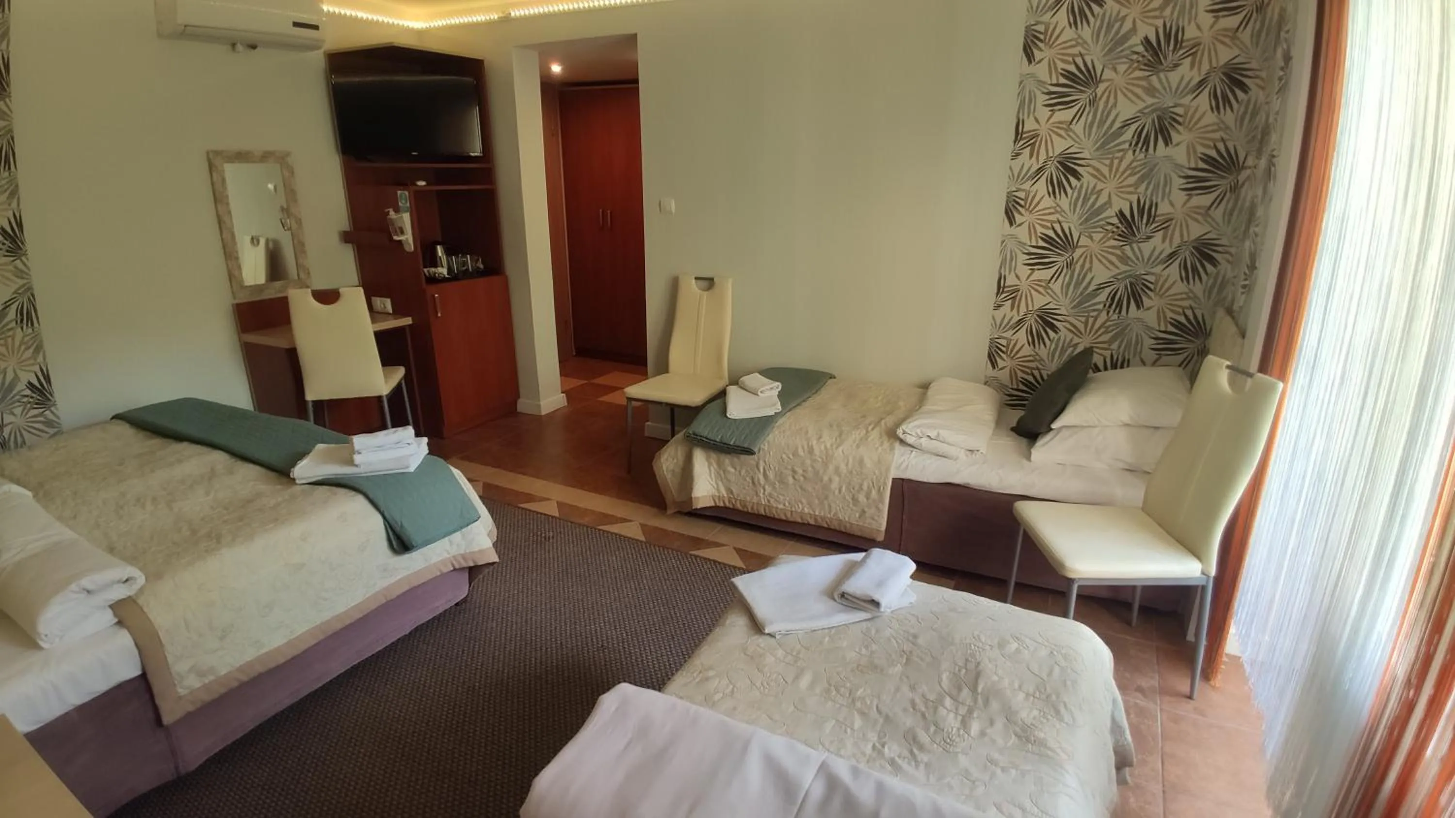 Photo of the whole room in OW Sargus