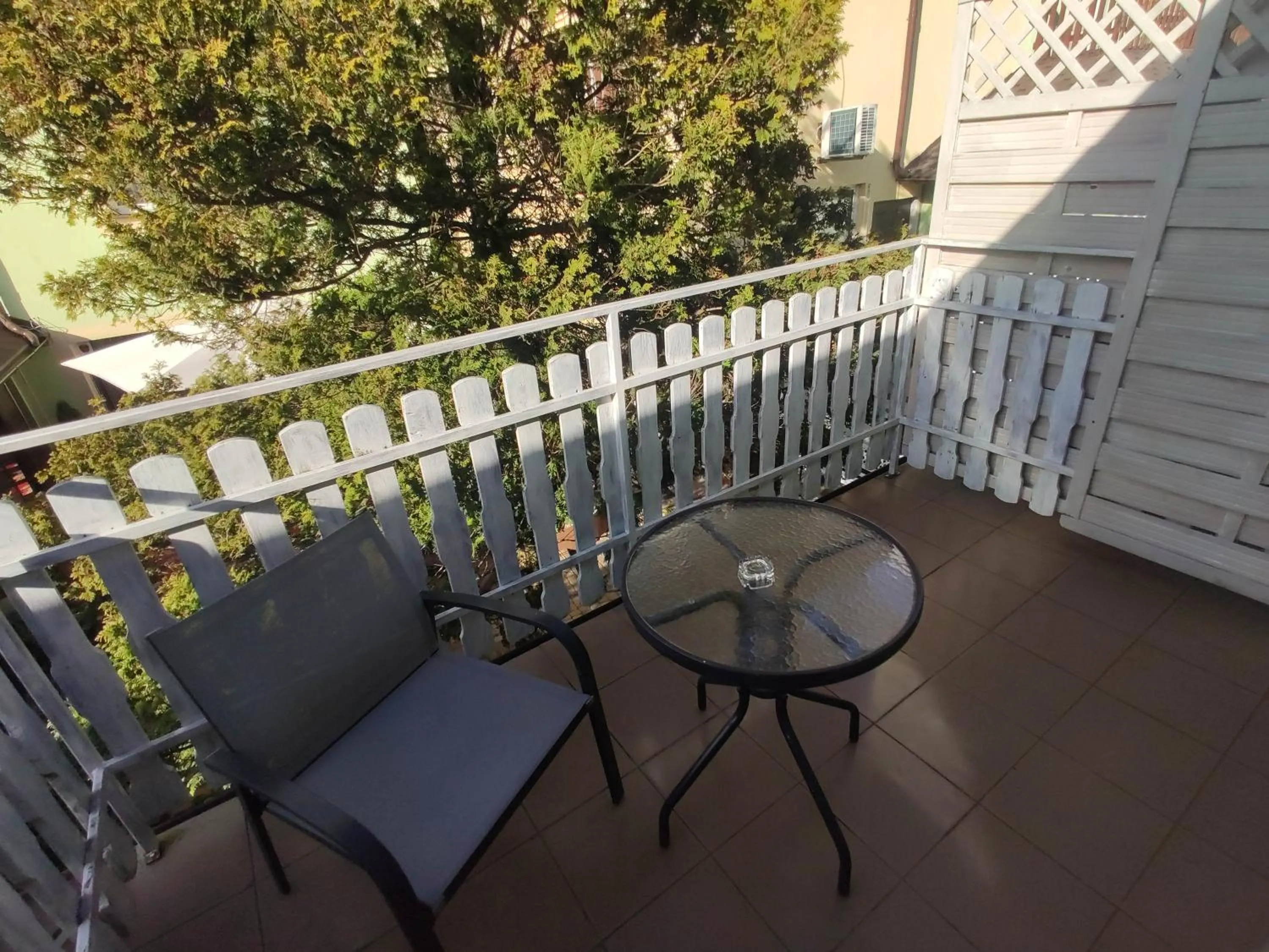 View (from property/room) in OW Sargus