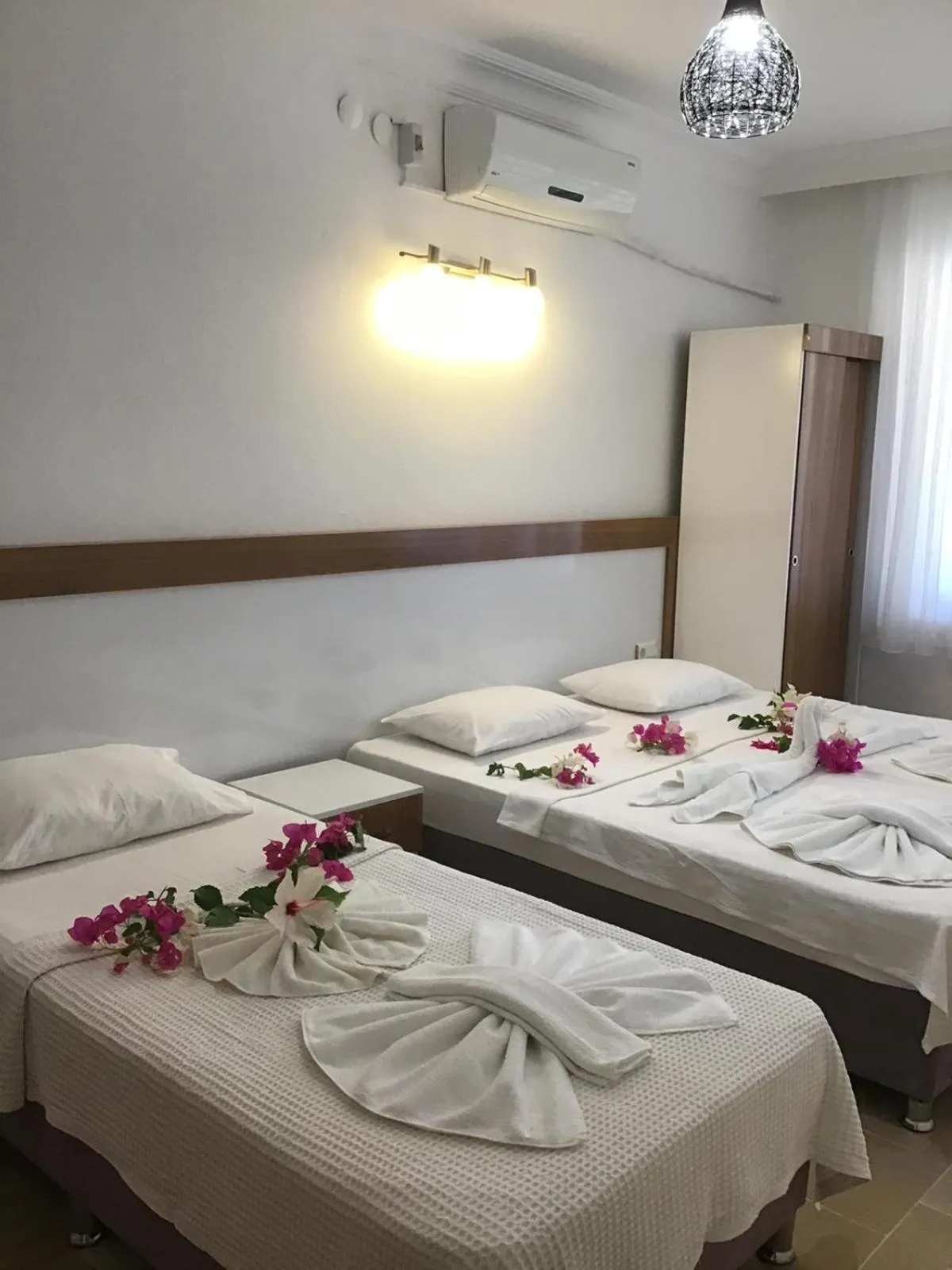 Photo of the whole room in Altunakar 1 Hotel