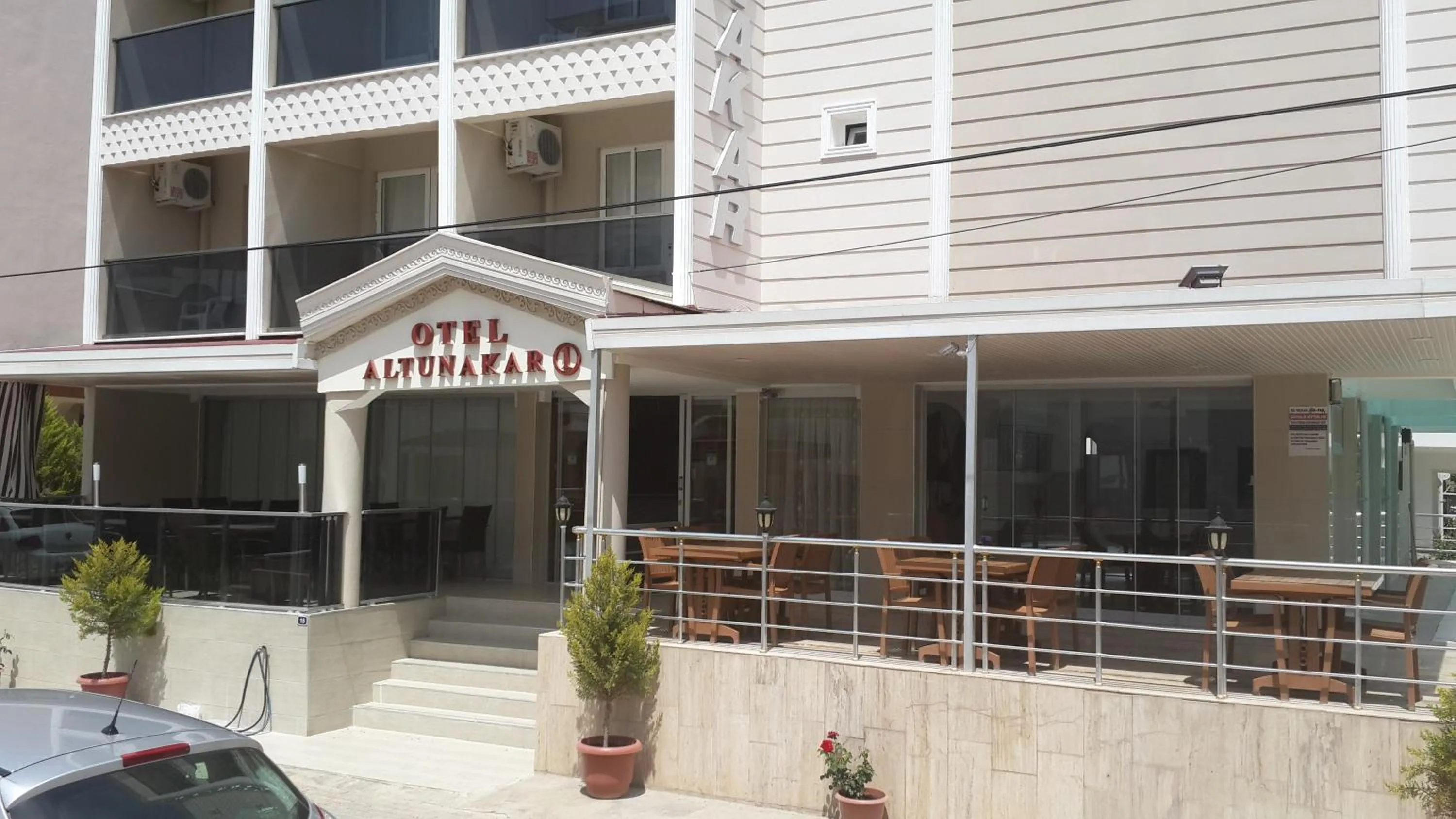 Facade/entrance in Altunakar 1 Hotel