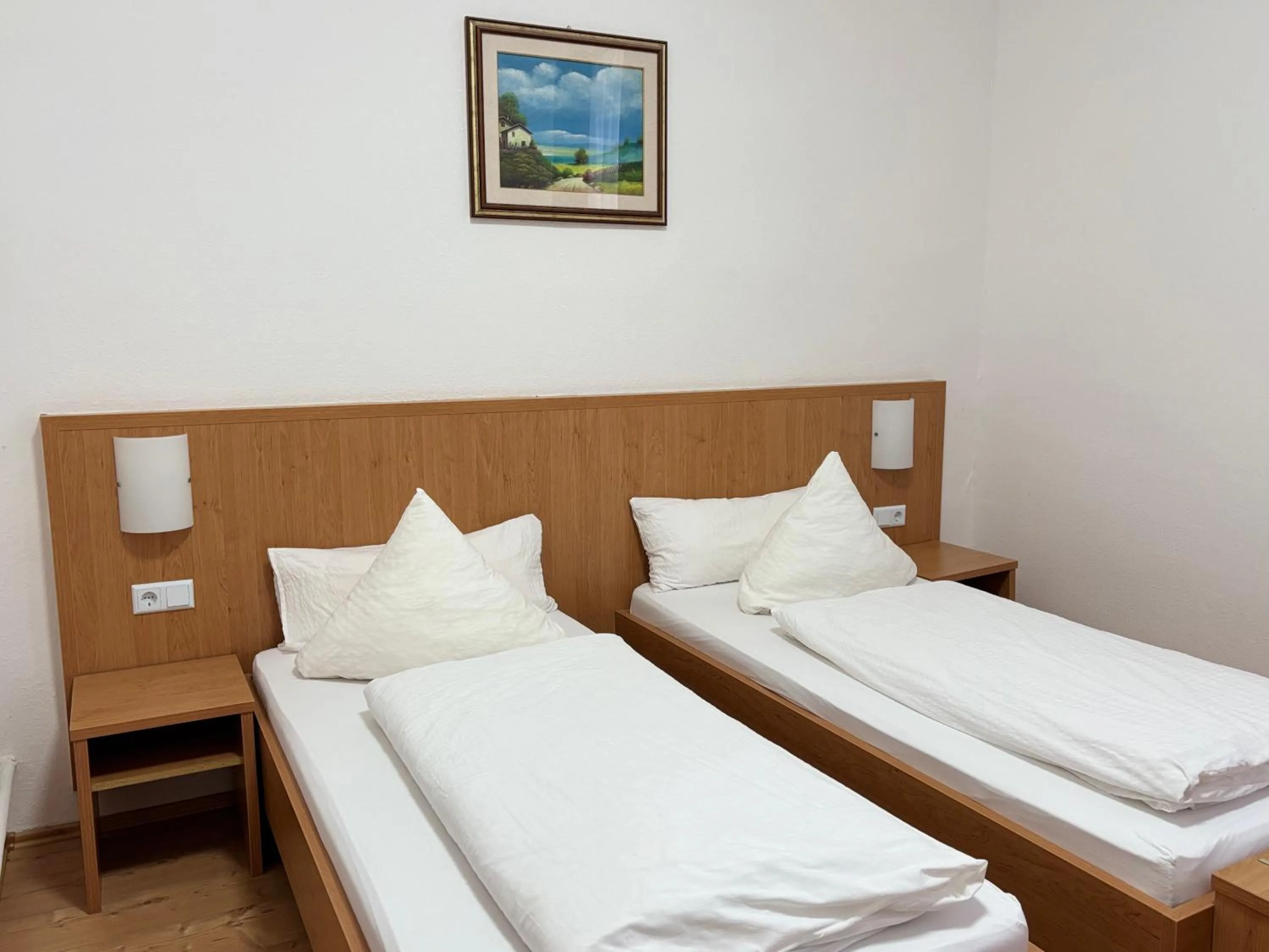 Bed in Hotel Restaurant Schwert