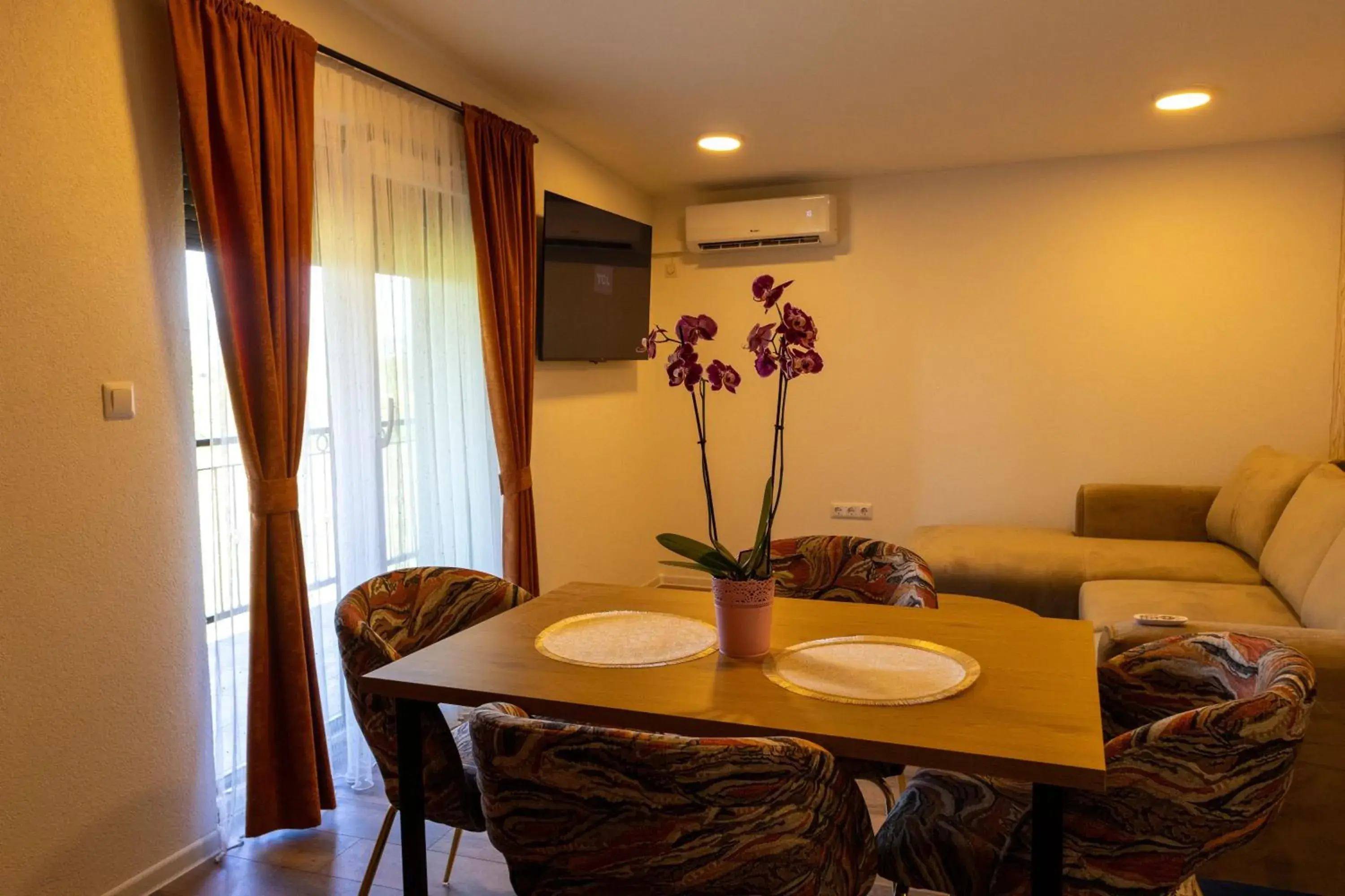Apartments and Rooms Villa Majestic Apartments and Rooms Villa Majestic